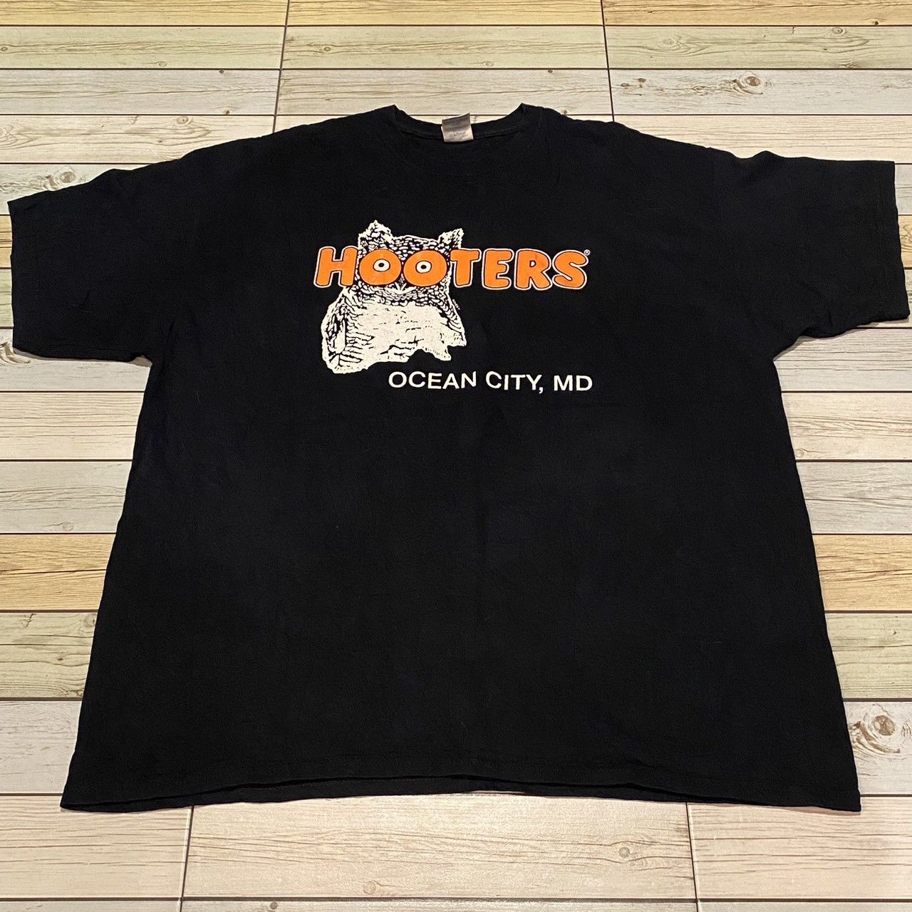Rare Vintage Y2k Hooters Ocean City Md Tee