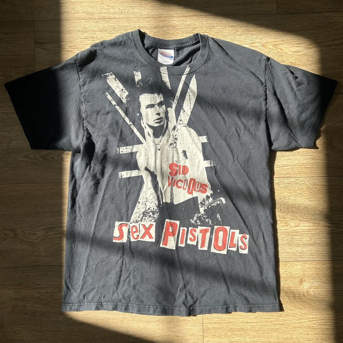Band Tees Hanes Sex Pistols Sid Vicious Tee Wonderful Condition Large Hoodie, Sweatshirt | FlexRushtees.com