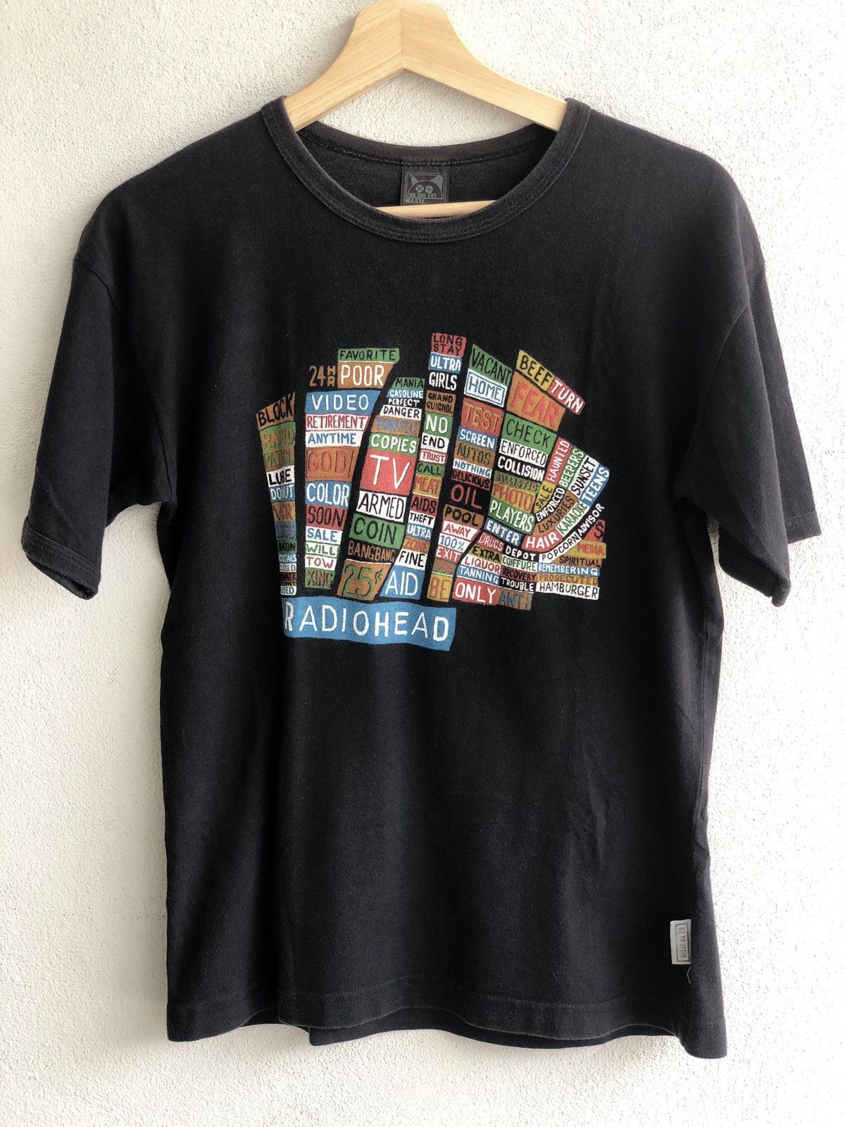 Band Tees Vintage Radiohead Hail To The Thief Hoodie, Sweatshirt | FlexRushtees.com