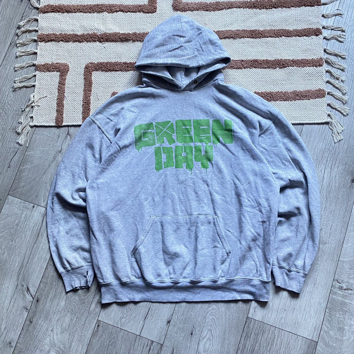 Band Tees Green Day Y2k Big Green Logo Boxy Hoodie Sweatshirt | FlexRushtees.com