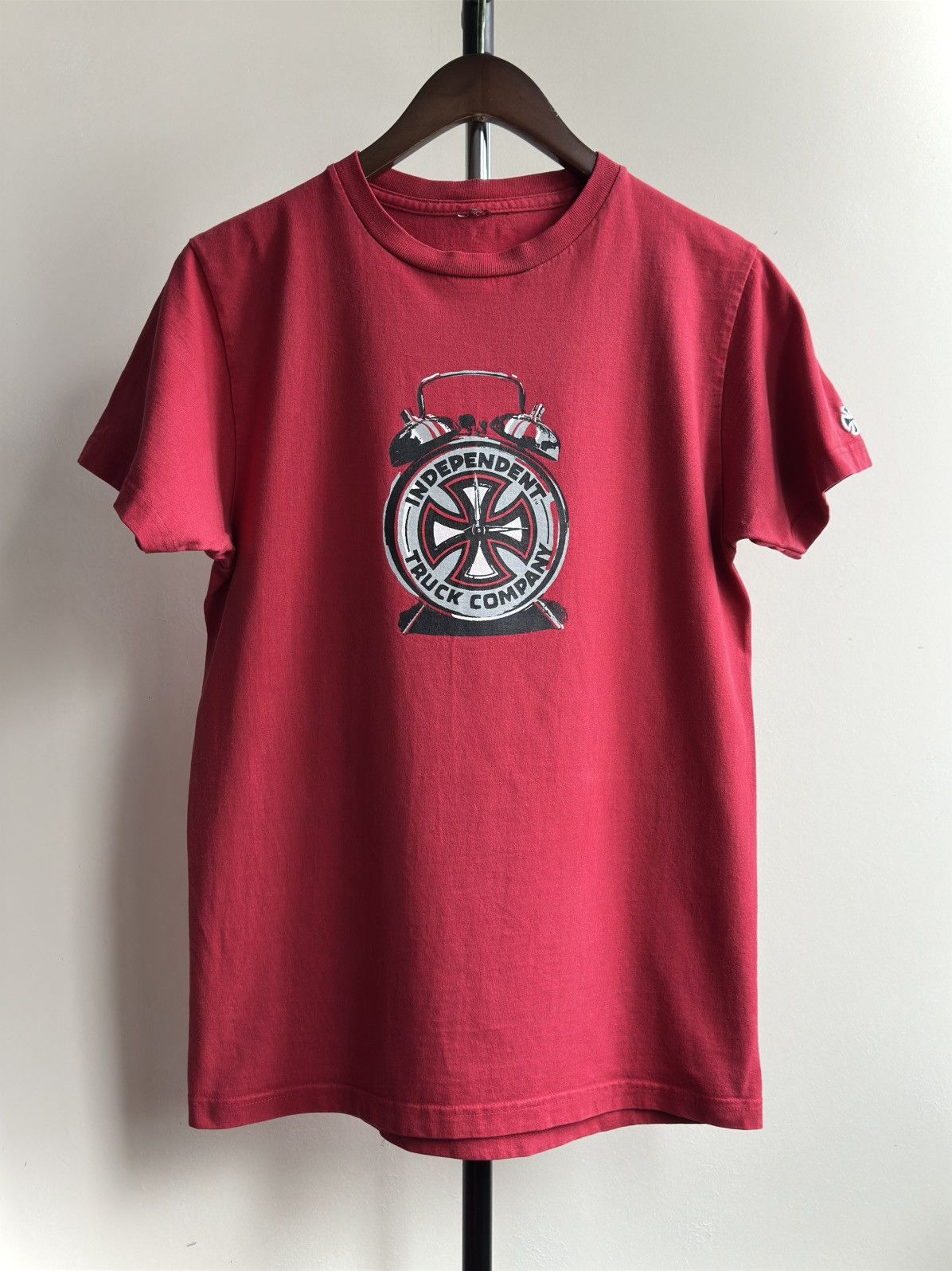 Vintage Independent Truck Company Tee Hoodie, Sweatshirt | FlexRushtees.com