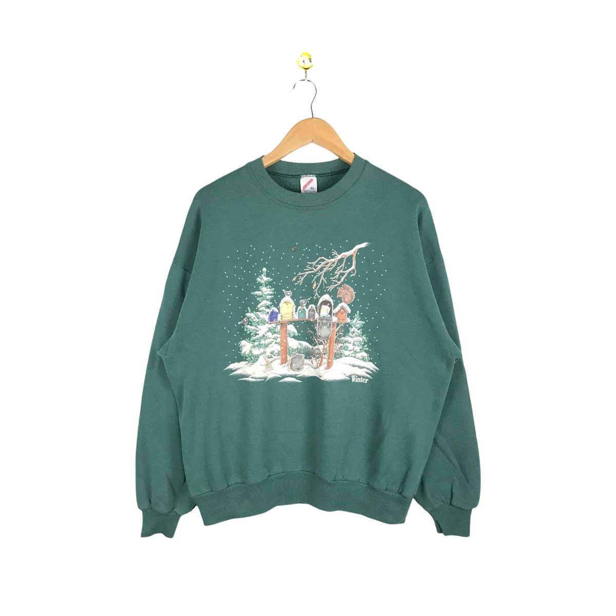 Vintage Crewneck Winter Bird Jerzees Snow Winter Bold Printed Large T-Shirts, Hoodie, Sweatshirt | FlexRushtees.com