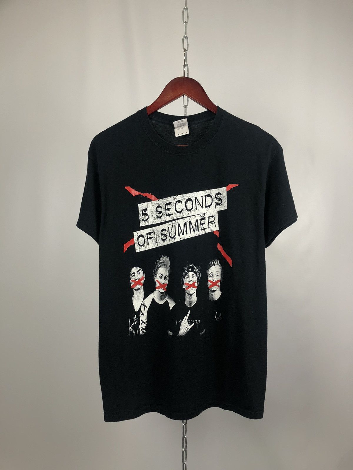 Band Tees 5 Seconds Of Summer Rock Tee Vintage T Shirts Hoodie, Sweatshirt | FlexRushtees.com