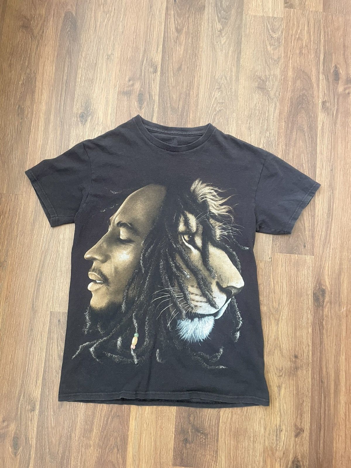 Vintage Bob Marley Lion Tee Hoodie, Sweatshirt | FlexRushtees.com