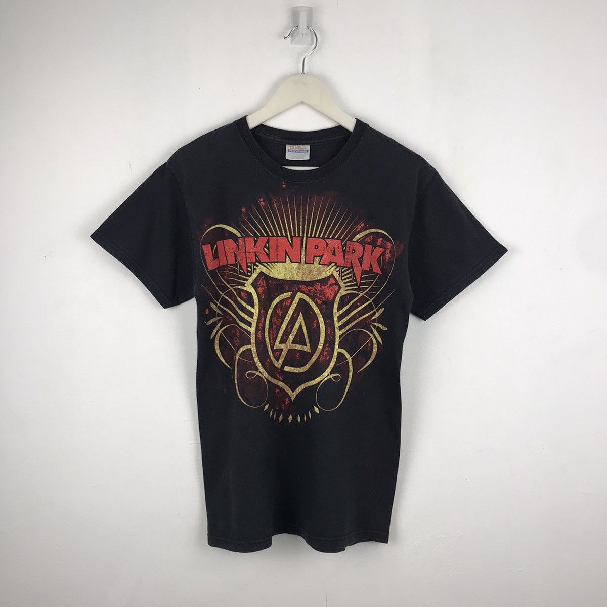 Vintage Linkin Park Band Tee J115 Hoodie, Sweatshirt | FlexRushtees.com