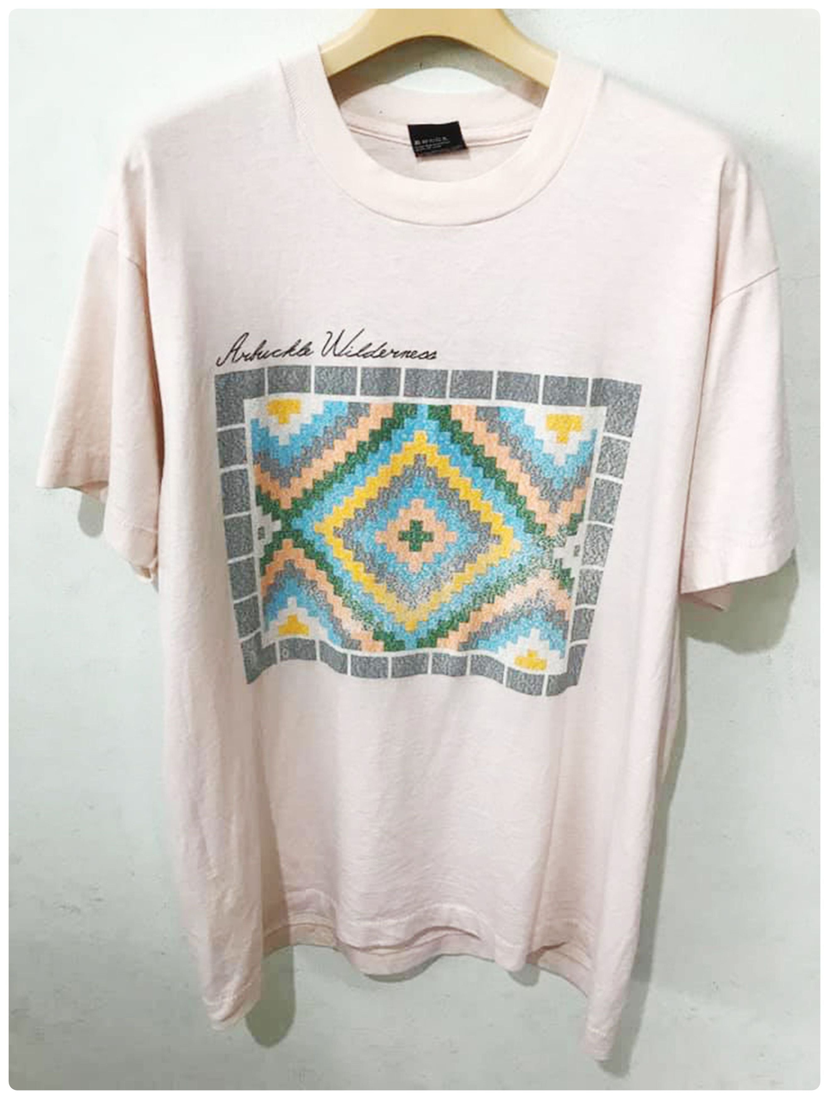 Vintage Kilims Art Design Artist Shirt Hoodie, Sweatshirt | FlexRushtees.com