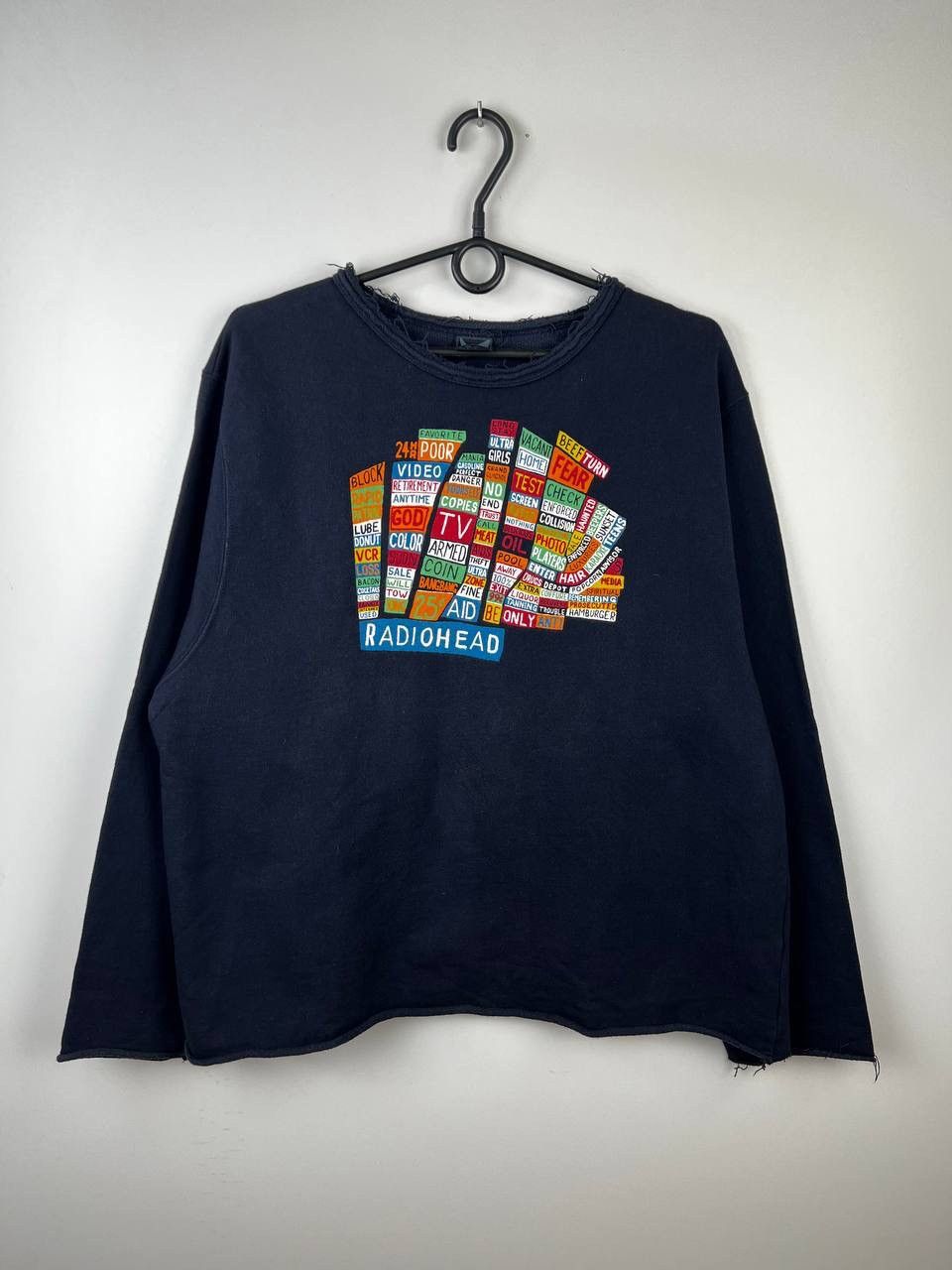 Vintage Radiohead 00s Band Sweatshirt Size Xl T-Shirts, Hoodie | FlexRushtees.com