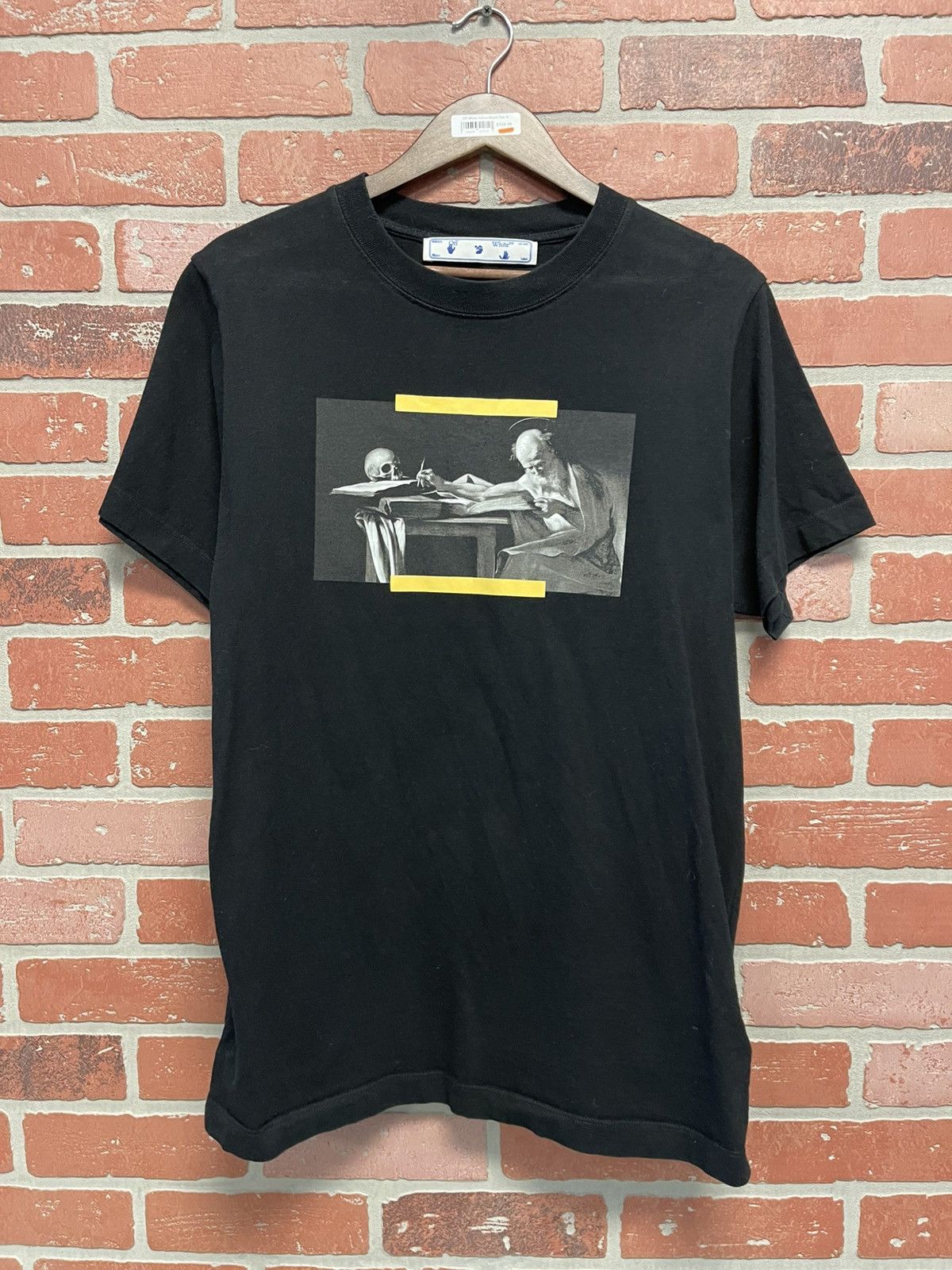 Off White Size M Off White Tee Graphic Print Black Yellow Hoodie, Sweatshirt | FlexRushtees.com