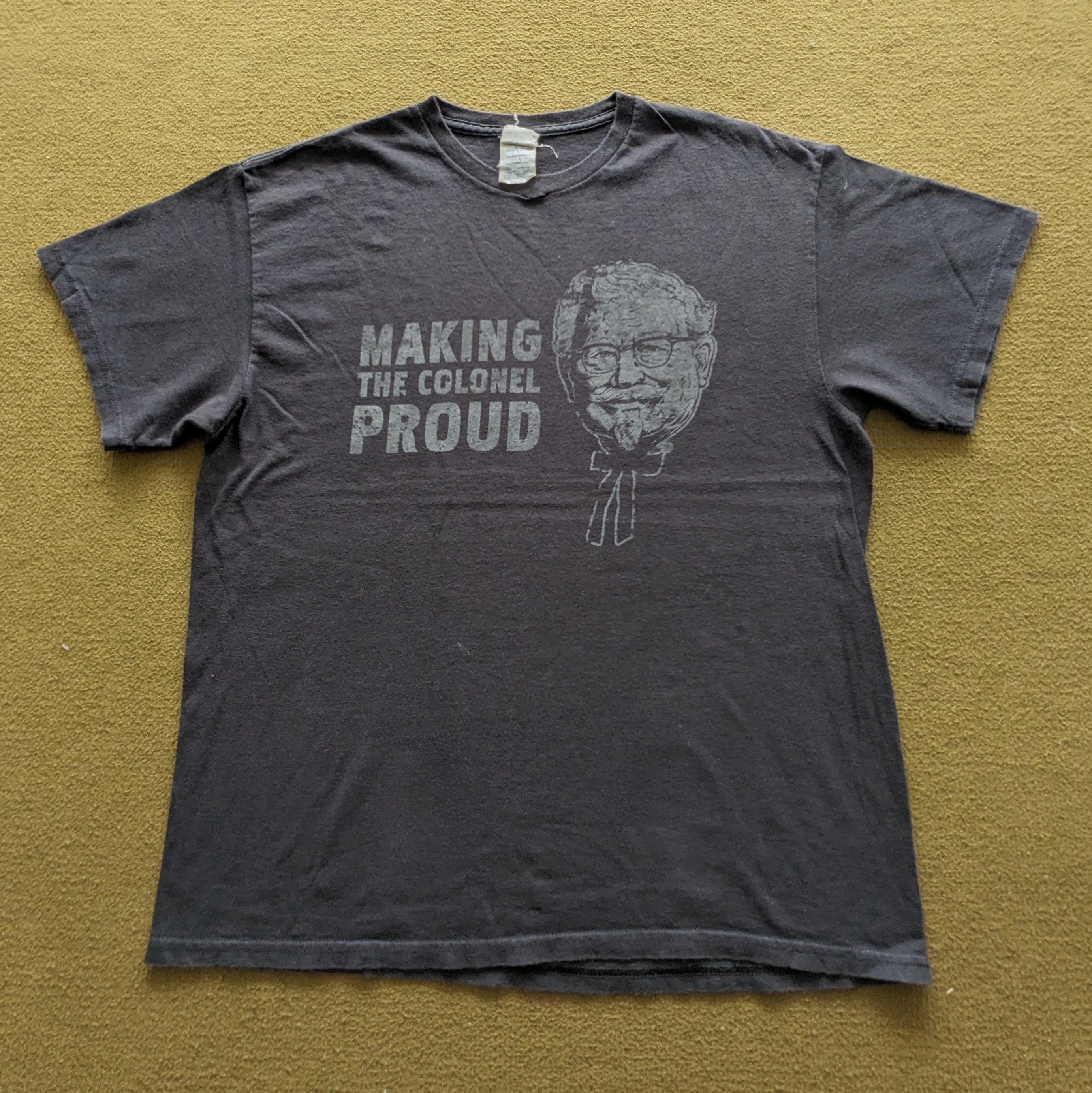 Vintage Making The Colonel Proud Kfc Fast Food T Shirt Hoodie, Sweatshirt | FlexRushtees.com
