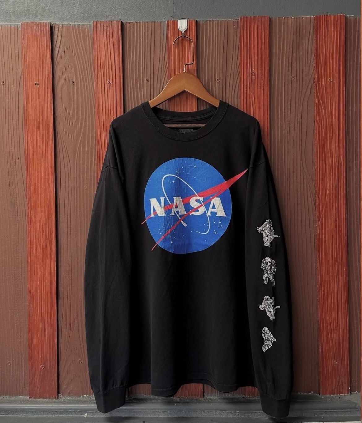 Nasa Logo Long Sleeve Tee Astronaut Sleeve Print Xl