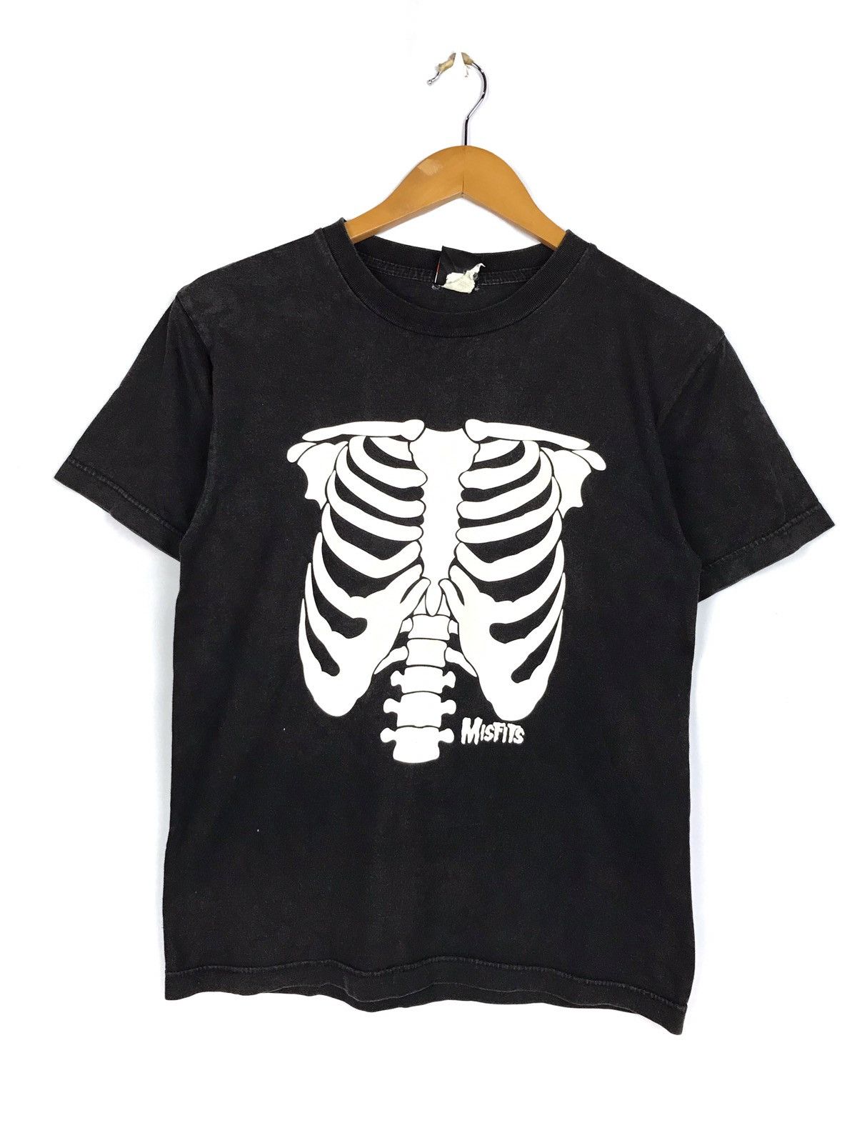 Misfits Print Mirror Skeleton Band Heavymetal Rock T-Shirts, Hoodie, Sweatshirt | FlexRushtees.com