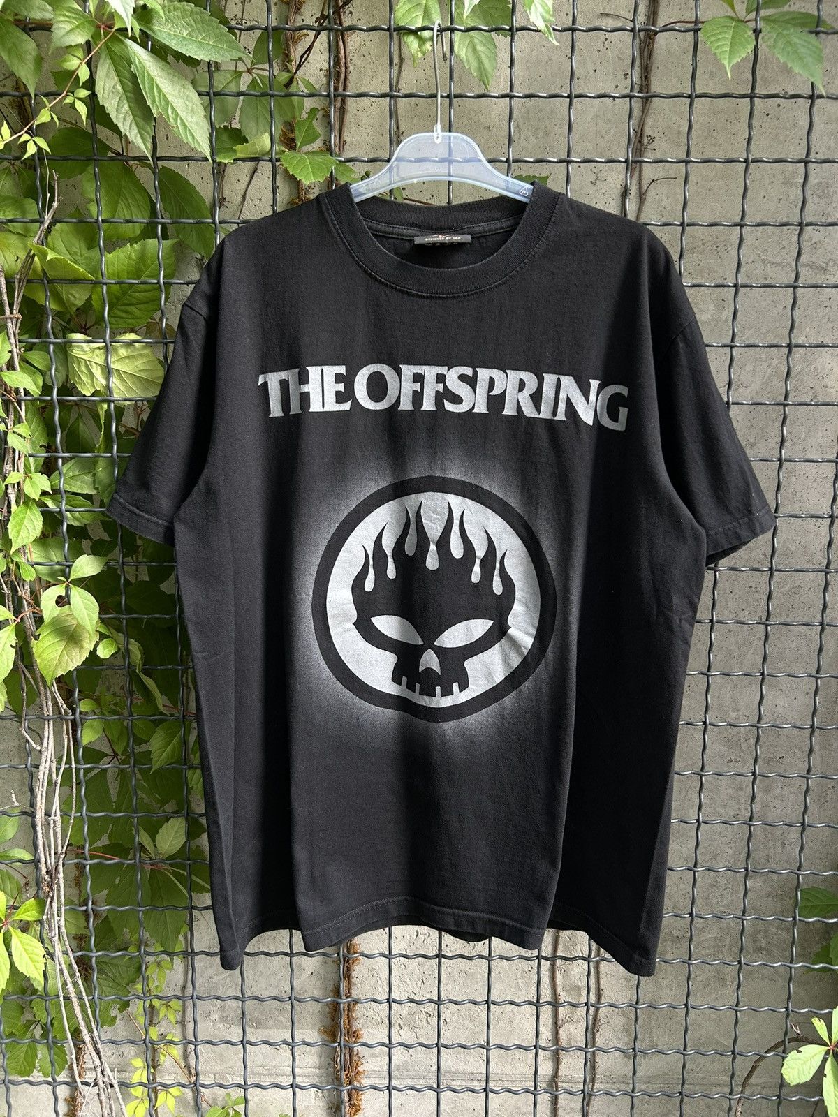 Band Tees Vintage 2000s The Offspring Rock Band T Shirt Hoodie, Sweatshirt | FlexRushtees.com