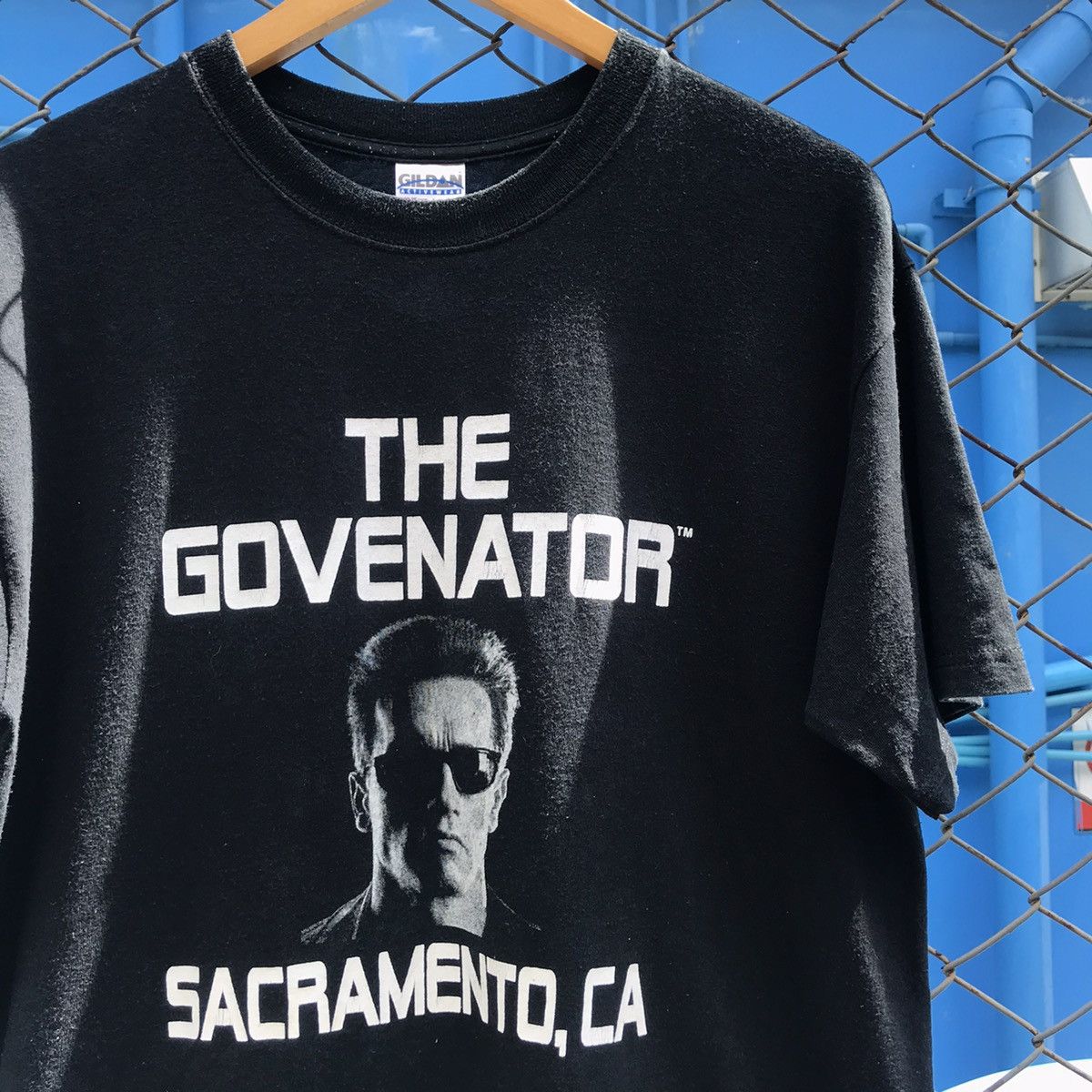 Vintage 00s Terminator The Govenator Sacramento Ca Tee