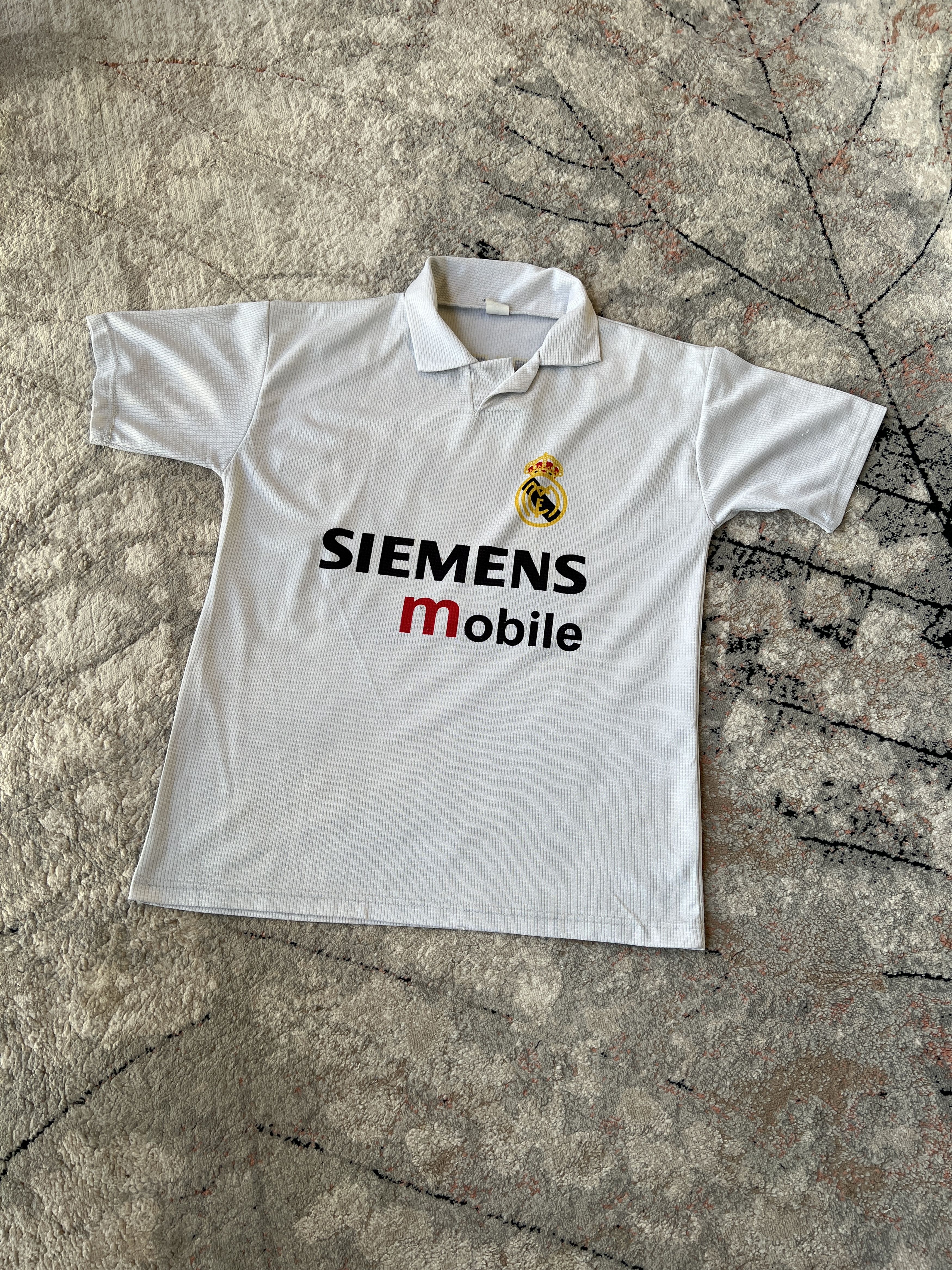 Other Real Madrid Beckham 23 Siemens Jersey T-Shirts, Hoodie, Sweatshirt | FlexRushtees.com