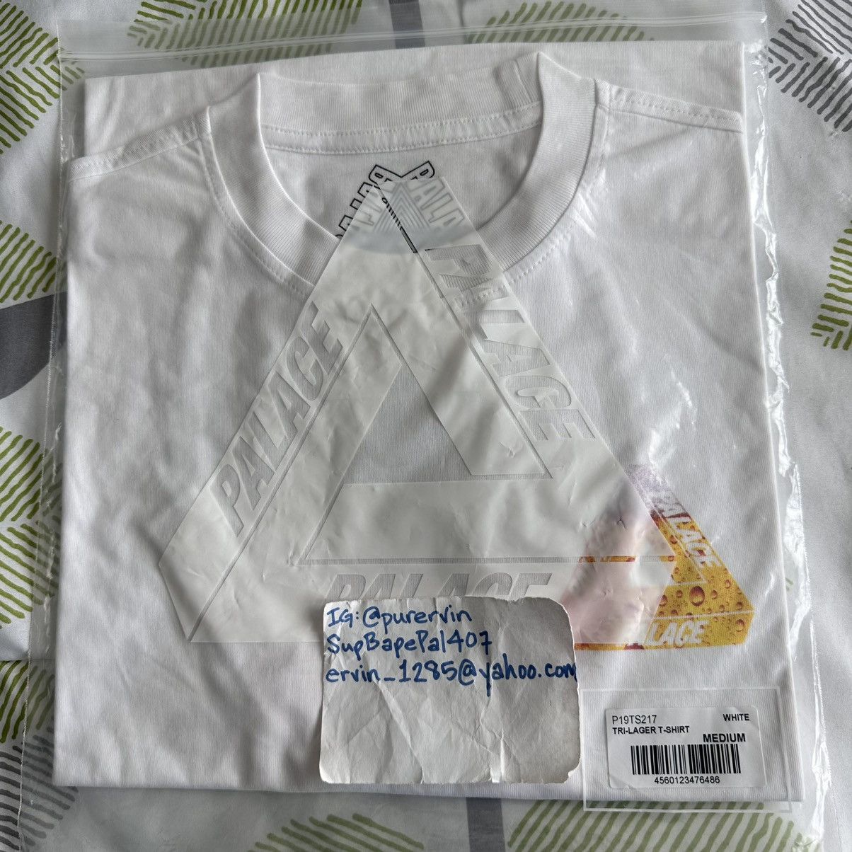 Palace Beer Tee Size Medium Hoodie, Sweatshirt | FlexRushtees.com