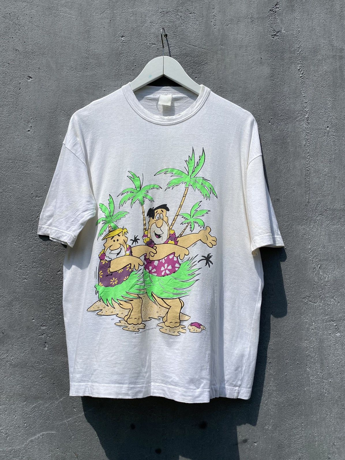 Vintage 1986 The Flintstones Beach Walkers Tee