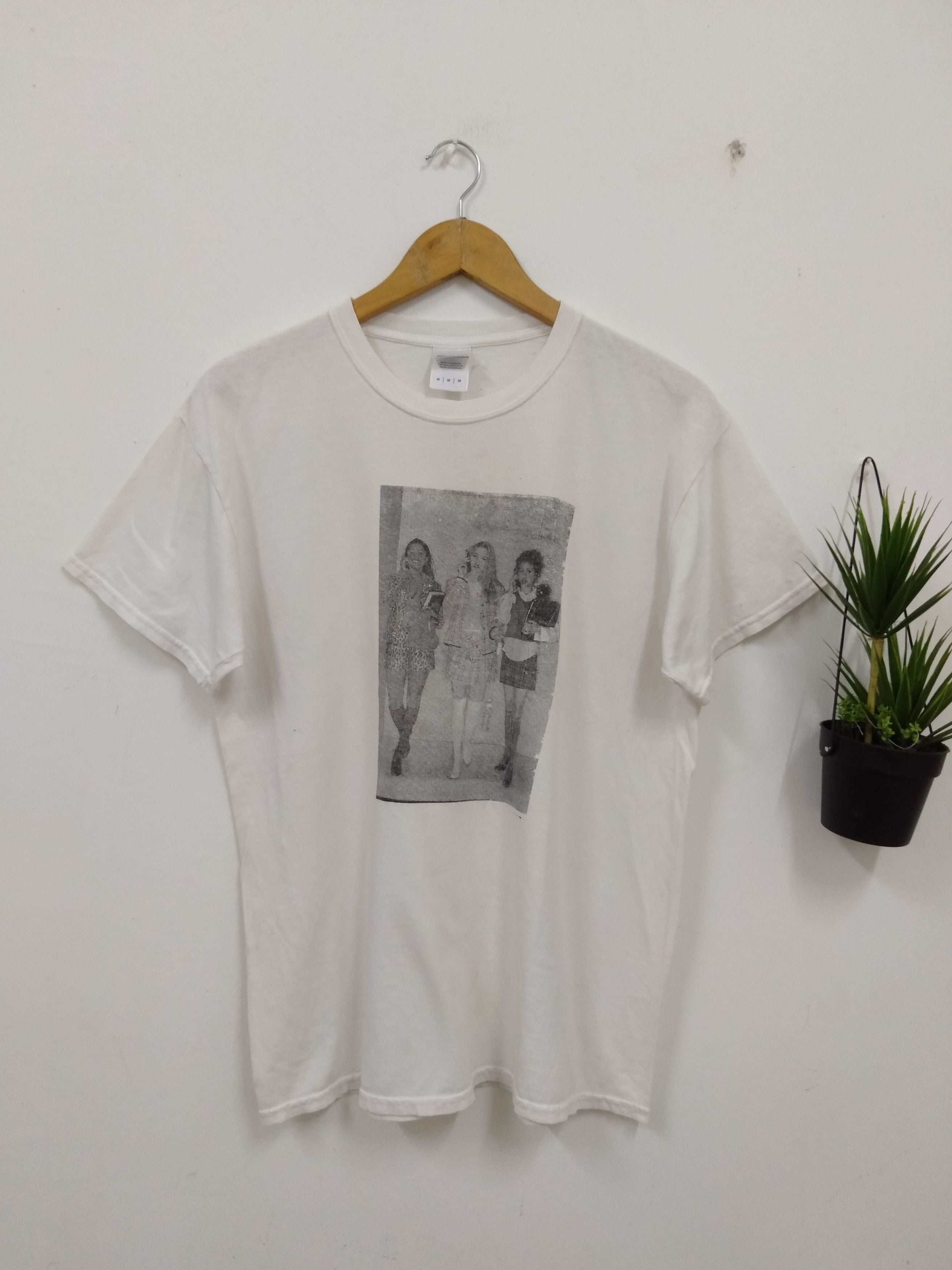 Vintage Photography Girl Icon Photo Print White T Shirt Hoodie, Sweatshirt | FlexRushtees.com