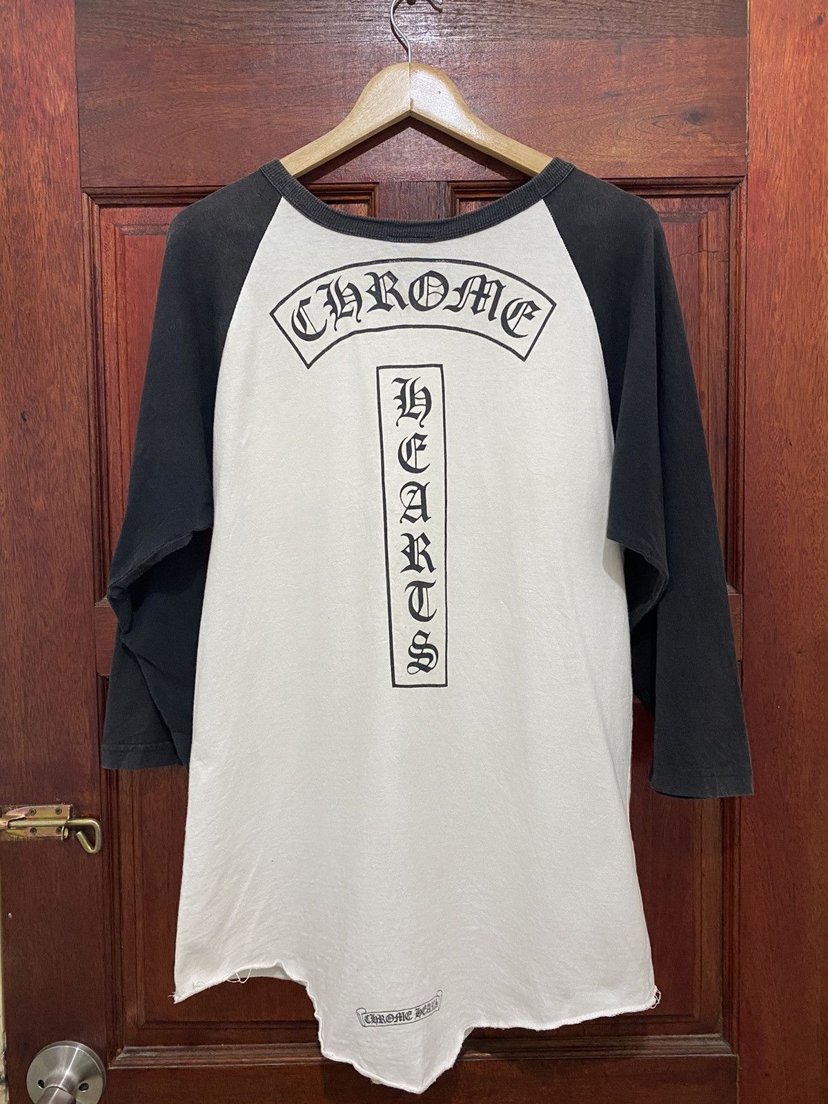 Hearts Rare Chrome Hearts Dagger Scroll Logo Baseball Quater Tee