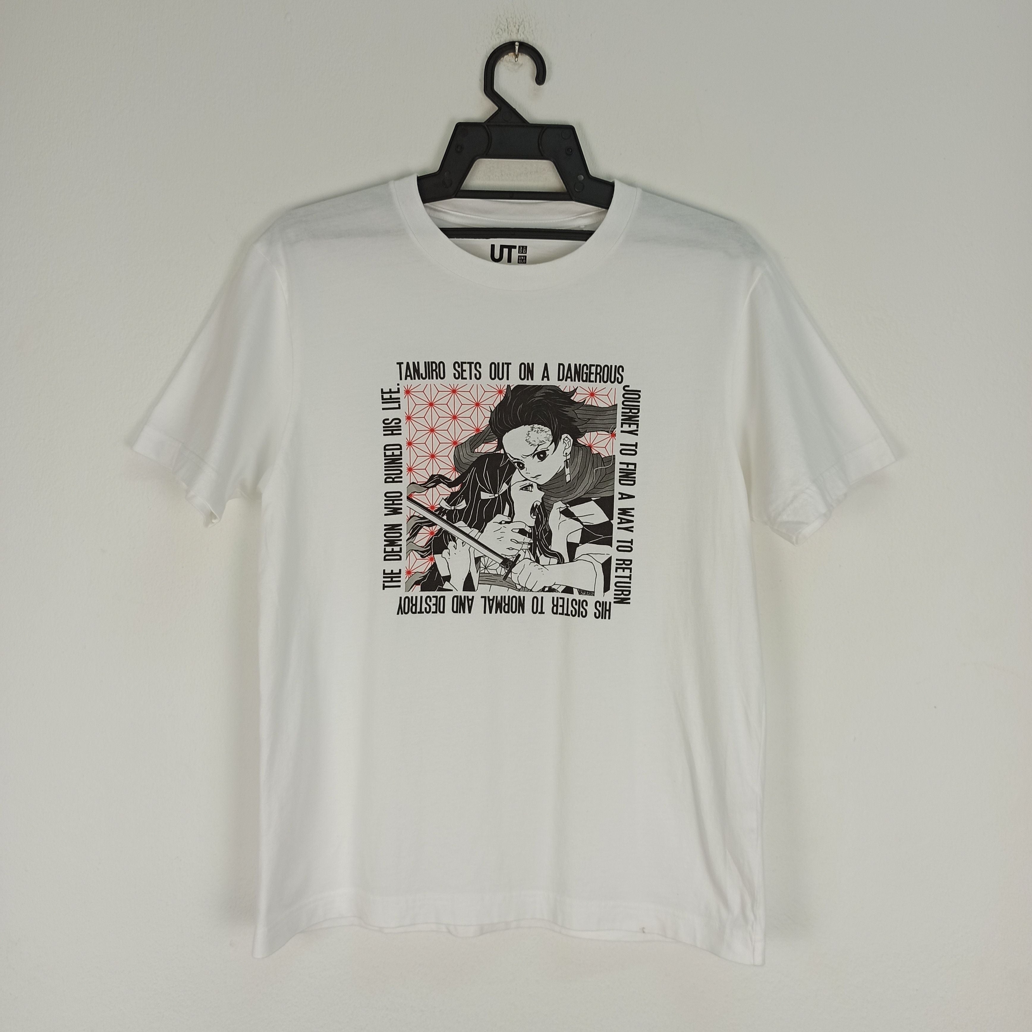 Uniqlo Tshirt Small Sizing