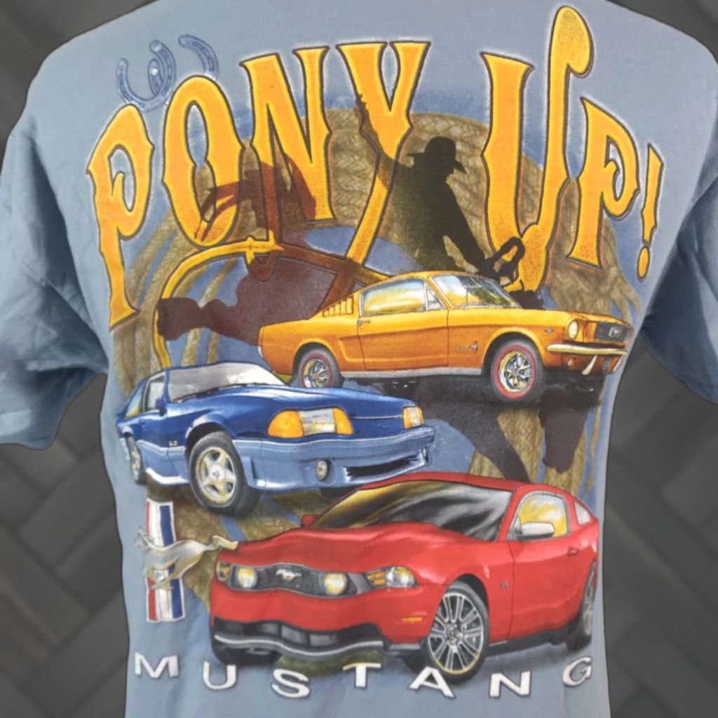 Gildan Vintage Mustang Ford Muscle Car T Shirt Mens Medium Blue Short Sleeve Cotton 60s