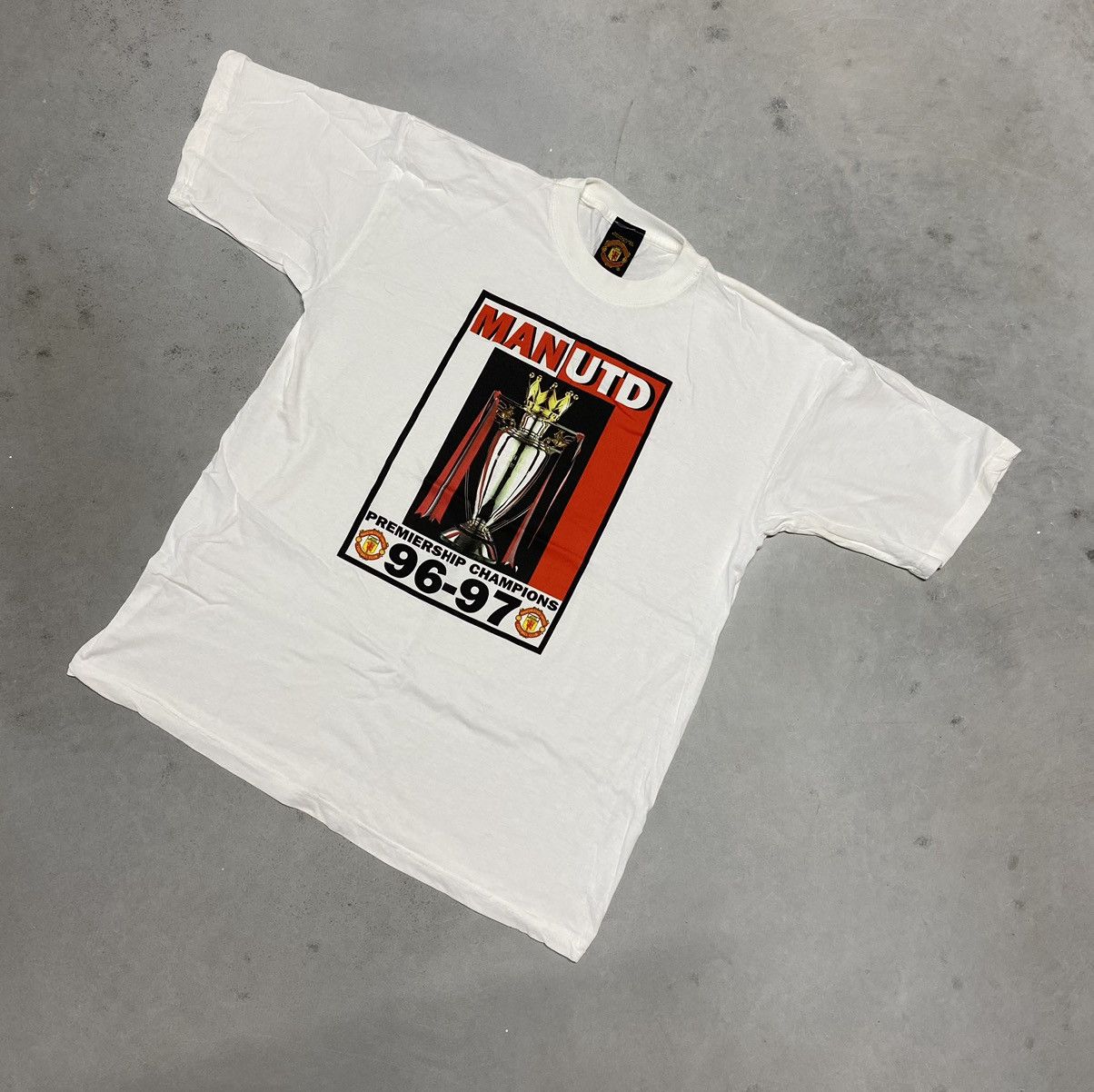 Vintage Retro 90s Manchester United Graphic Tshirt Premier League Hoodie, Sweatshirt | FlexRushtees.com