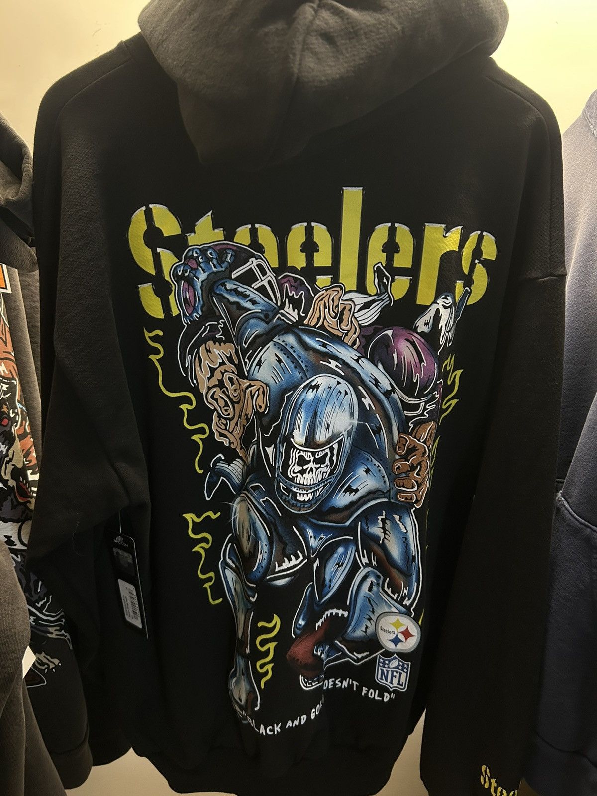 Lotas Warren Lotas Steelers Charge Hoodie T-Shirts, Sweatshirt | FlexRushtees.com