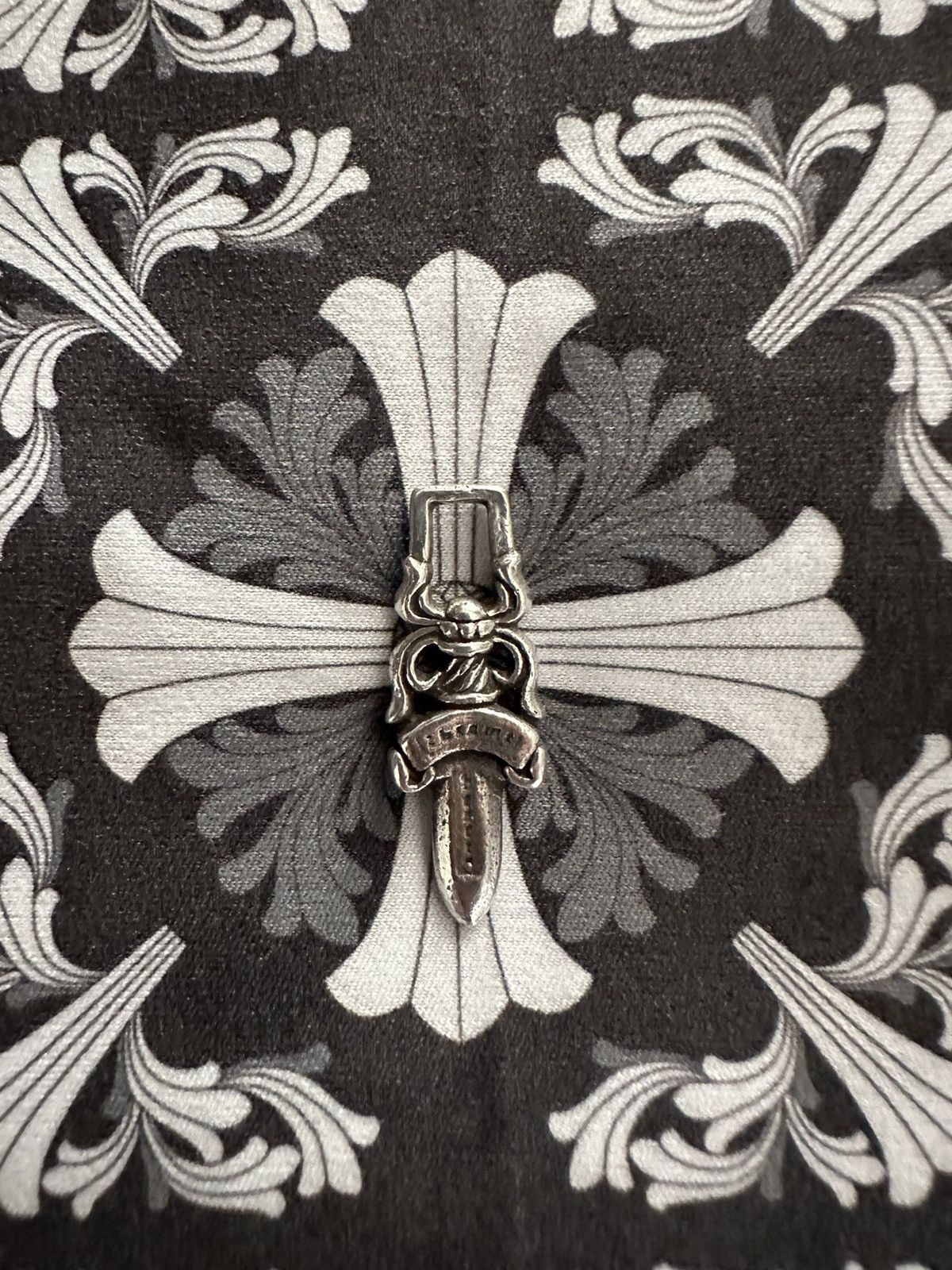 Hearts Chrome Hearts Dagger Pendant