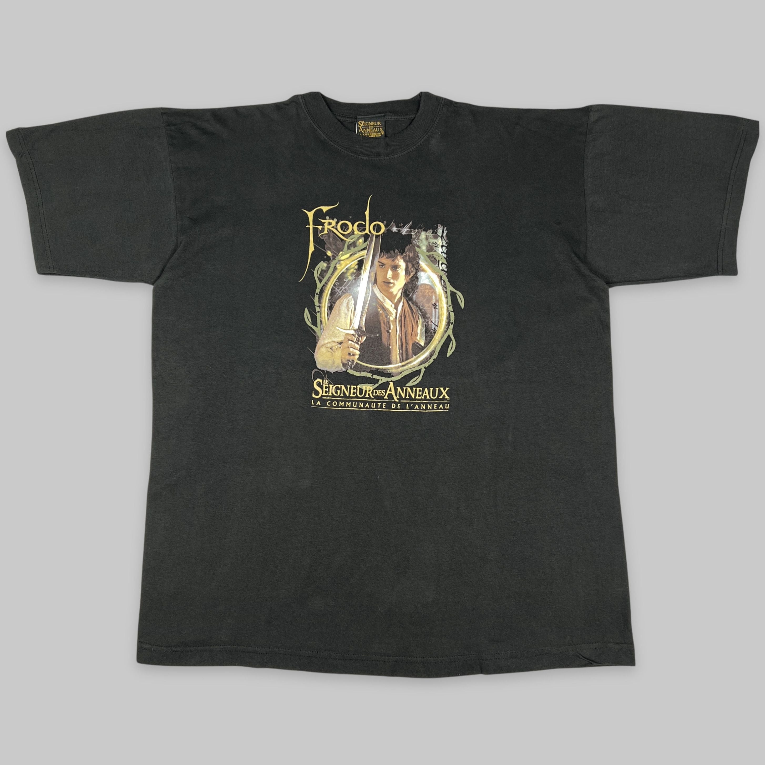 Vintage 2001 The Lord Of The Rings Frodo French Promo Tee Hoodie, Sweatshirt | FlexRushtees.com