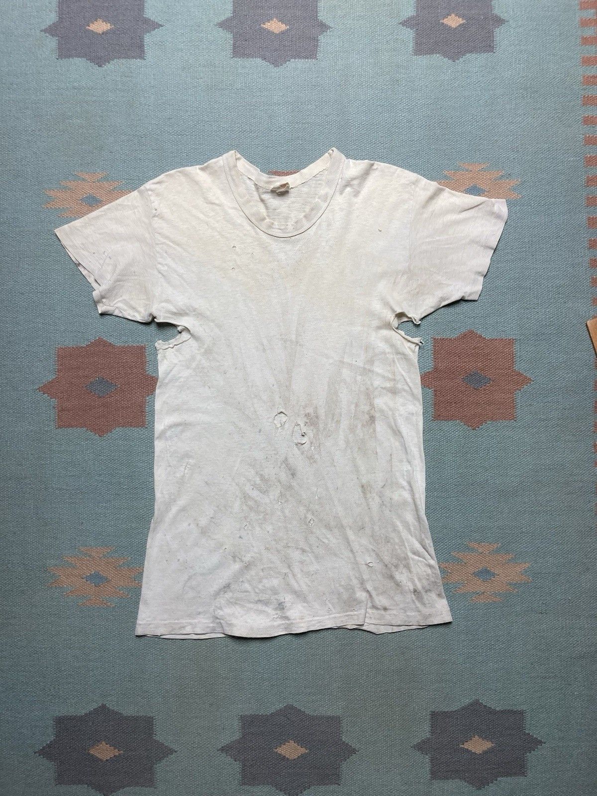 Vintage 60s Blank White T Shirt Hanes Distressed Thrashed Medium
