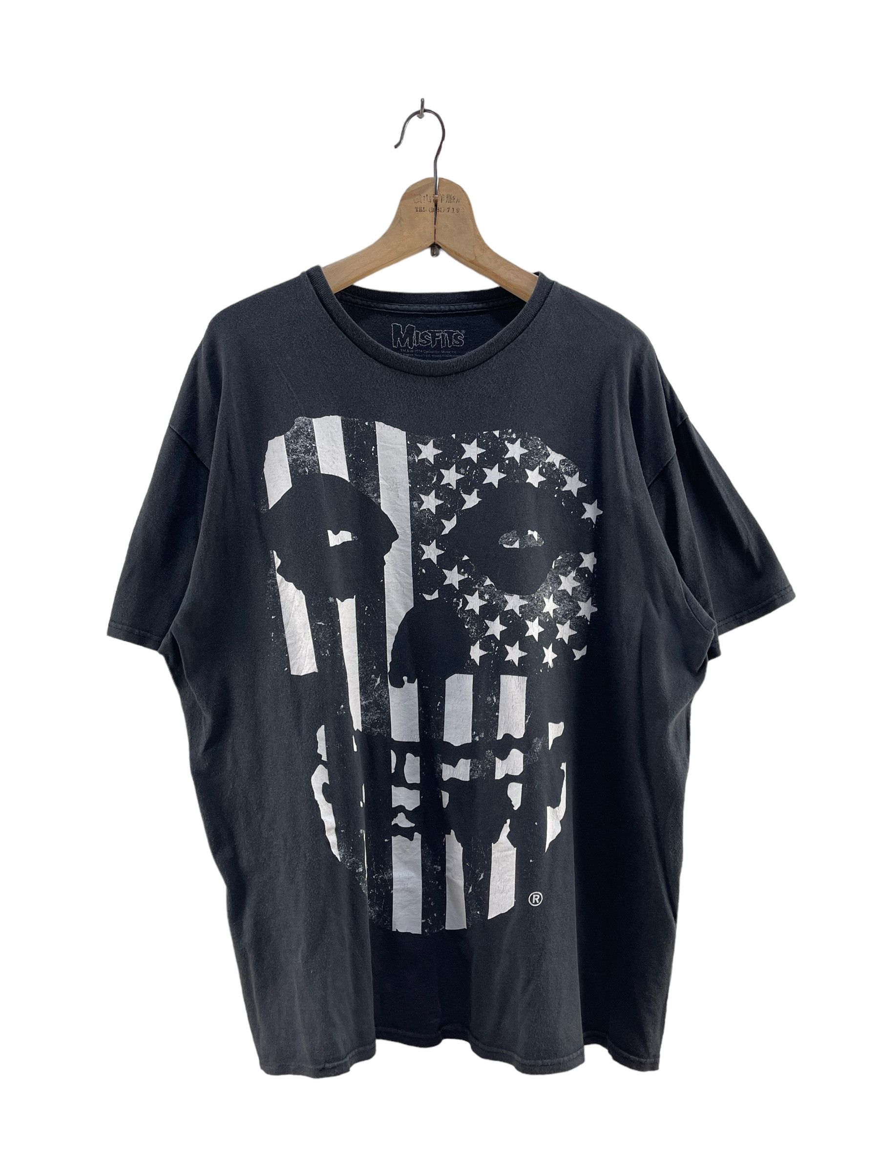 Misfits American Flag Tee Hoodie, Sweatshirt | FlexRushtees.com