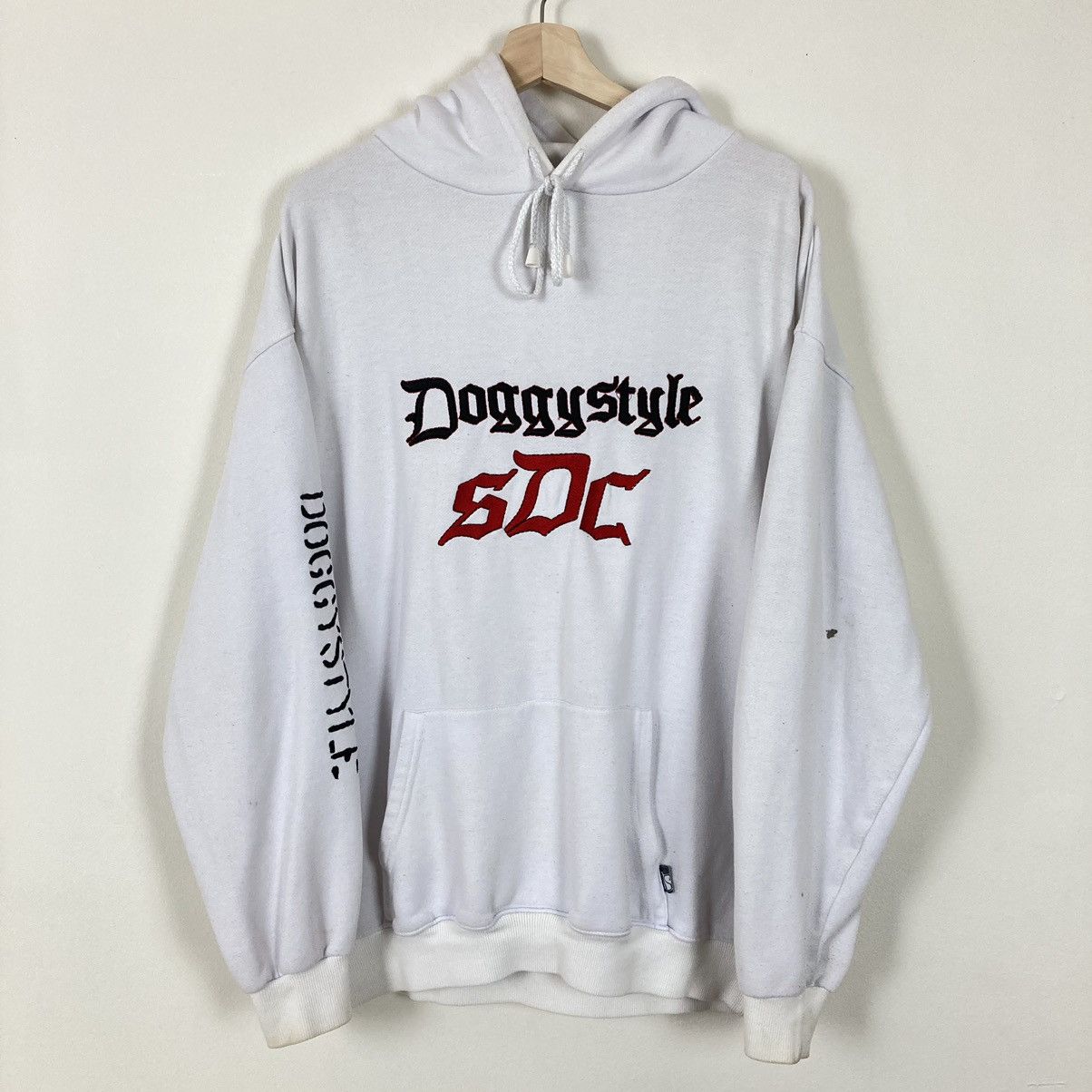 Snoop Dogg Vintage 90s Snoop Dogg Clothing Company Doggystyle Hoodie T-Shirts, Sweatshirt | FlexRushtees.com