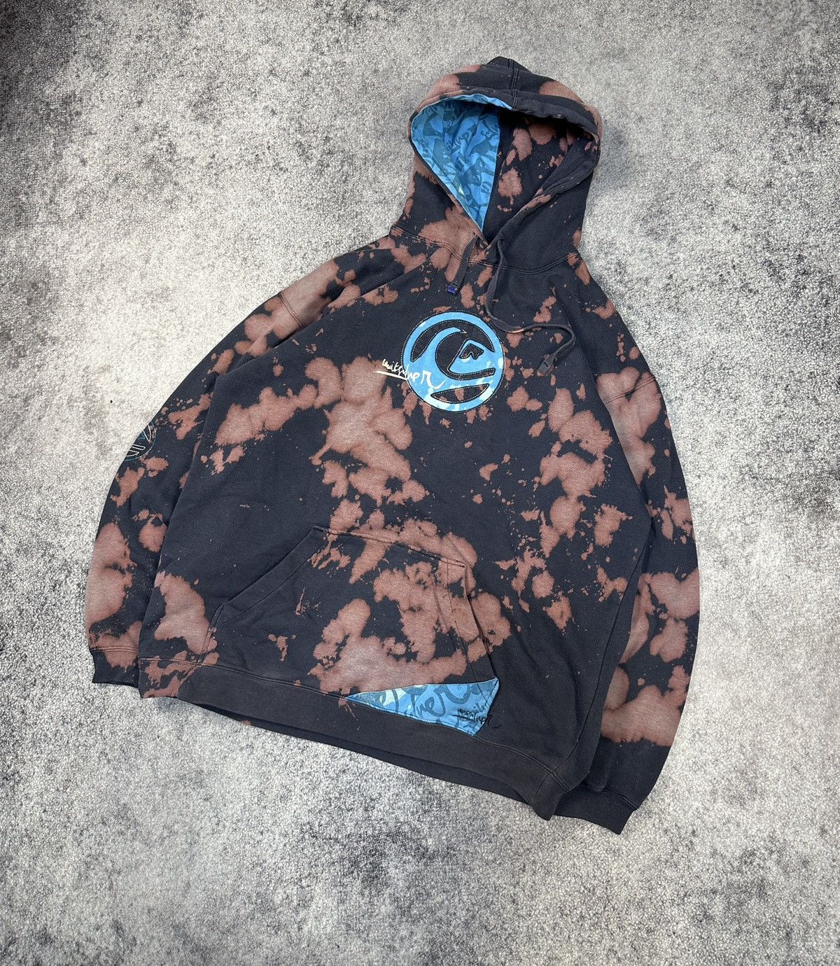 Y2k Quiksilver Custom Hoodie Streetwear Rare Surf Usa Style T-Shirts, Sweatshirt | FlexRushtees.com