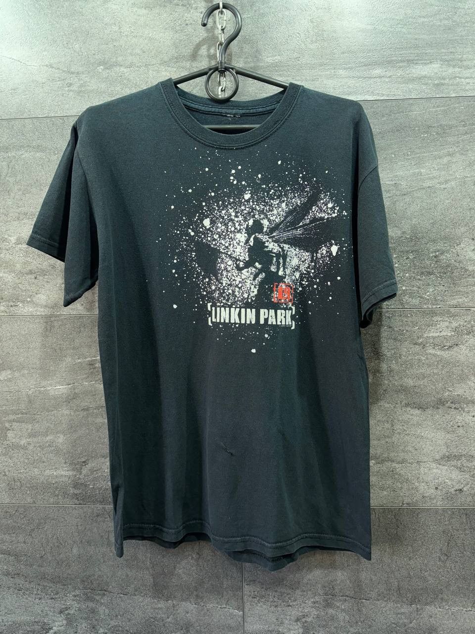 Band Tees Vintage 2006 Linkin Park Lp Trashed Band Tee Shirt Hoodie, Sweatshirt | FlexRushtees.com