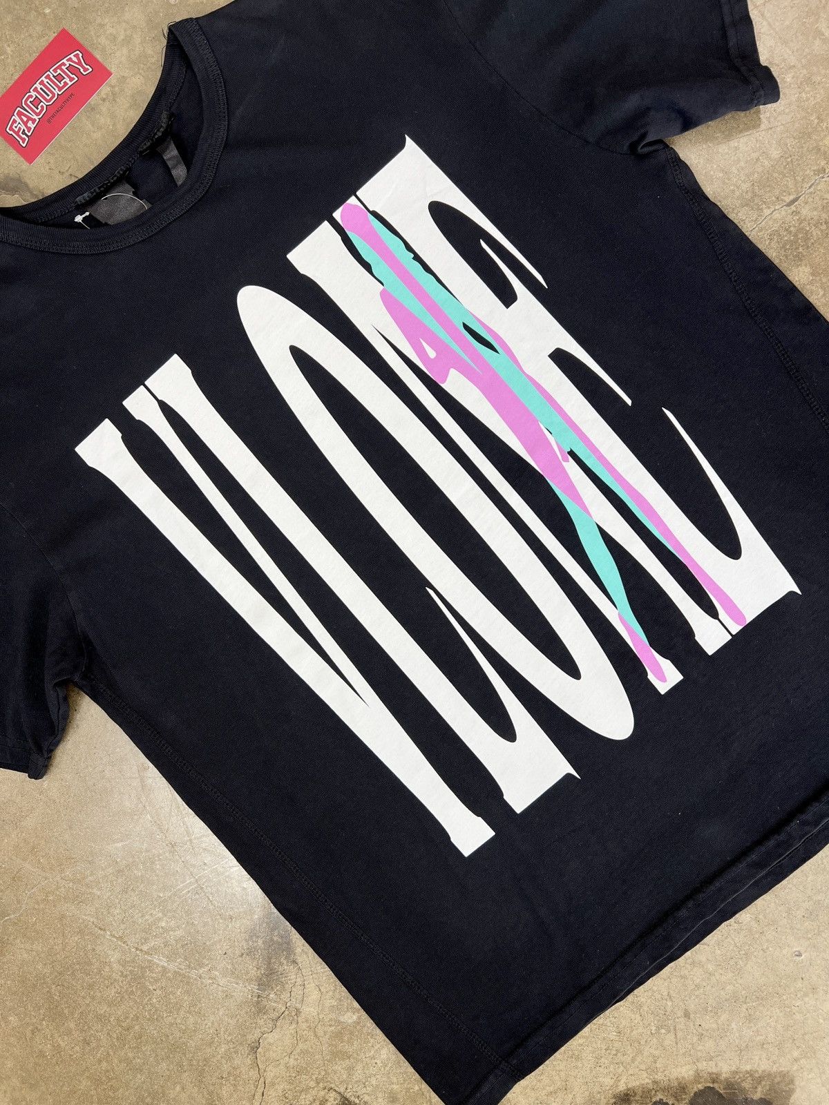 Vlone Vice Tee Large Hoodie, Sweatshirt | FlexRushtees.com
