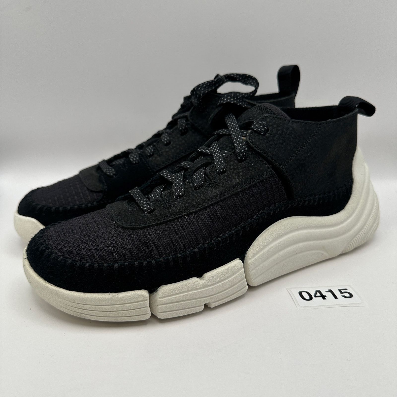 Clarks Women S 8 5 Trigenic Rev2 Black White Original Class