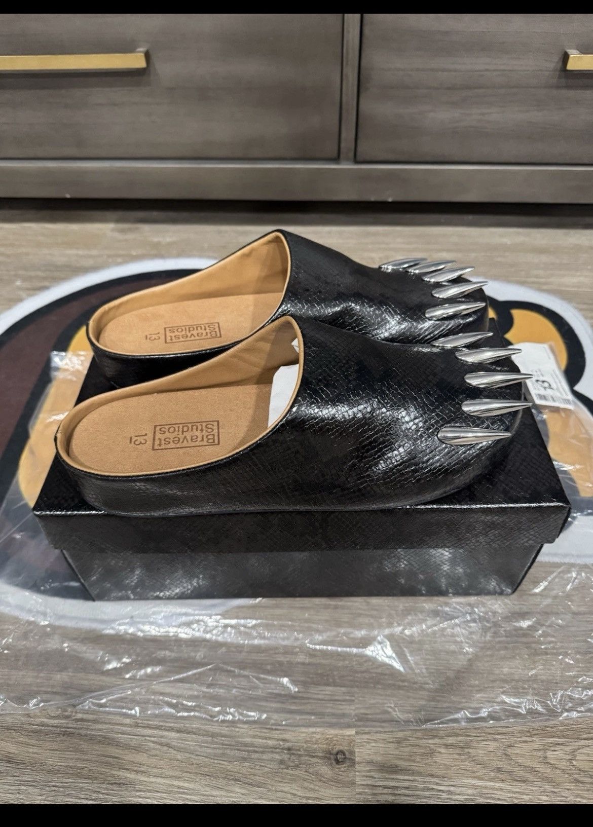 Studios Bravest Studios Snake Claw Mule Black Sz 11
