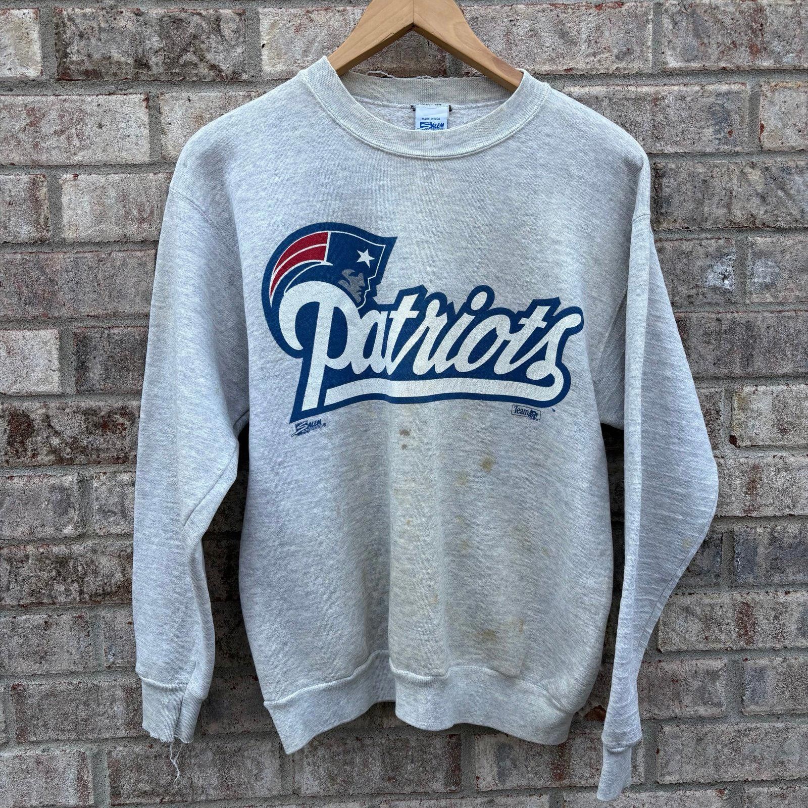 Salem Sportswear Vintage 90s Patriots Sweatshirt