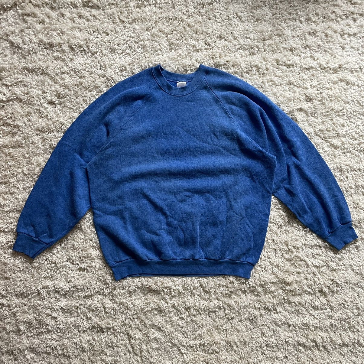 Vintage Fruit Of The Loom Basic Crewneck From The 80s 90s