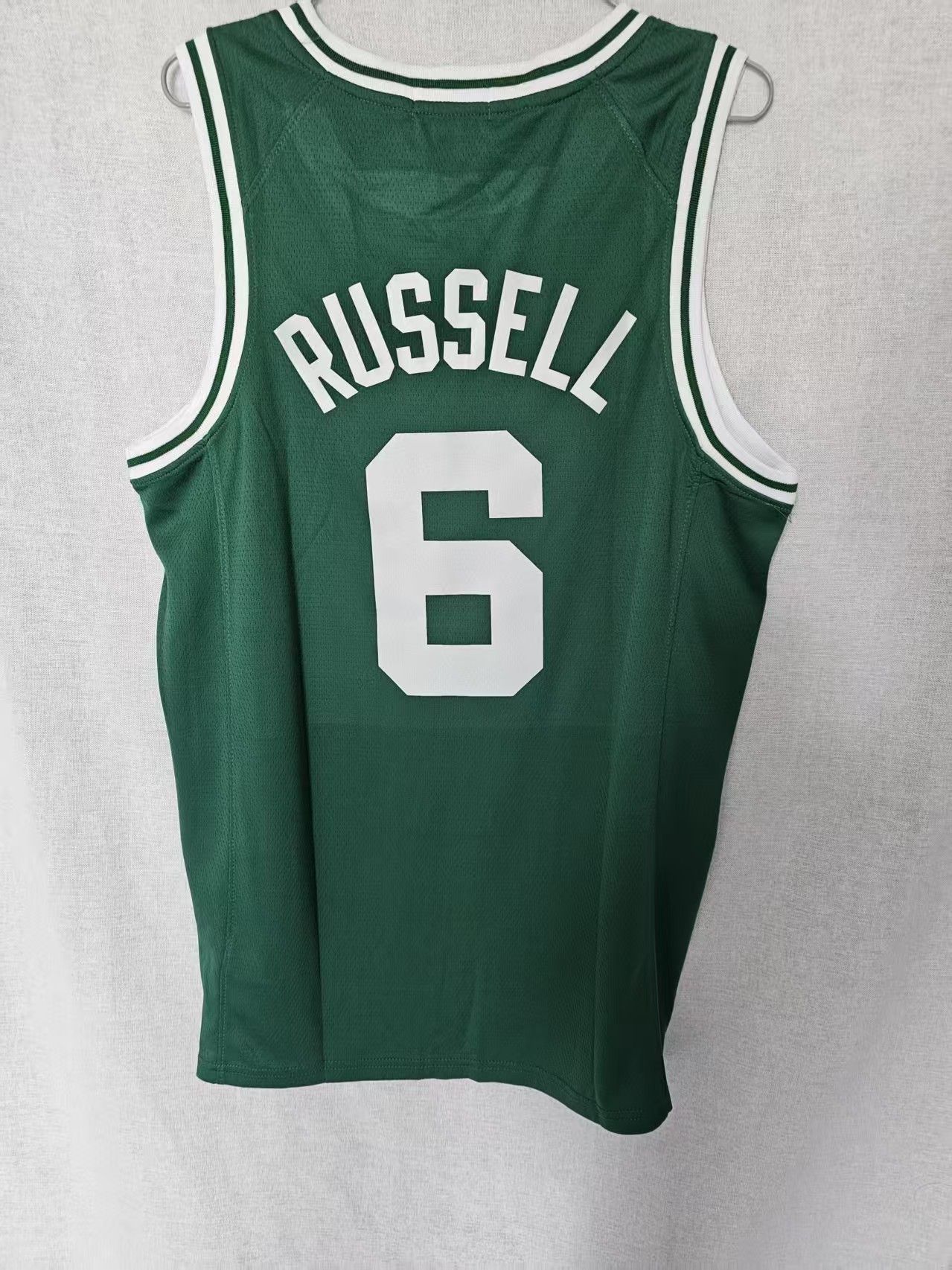 Nba Boston Celtics 6 Bill Russell Jersey T-Shirts, Hoodie, Sweatshirt | FlexRushtees.com