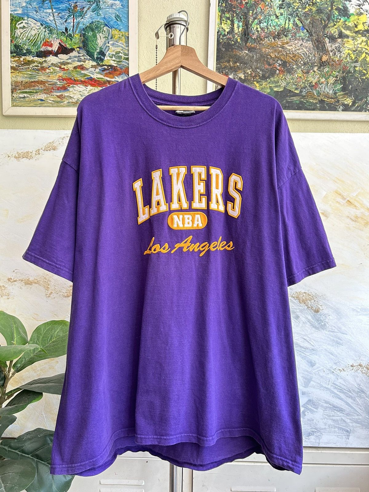 Vintage Lakers Nba Tshirt Oversized Hoodie, Sweatshirt | FlexRushtees.com