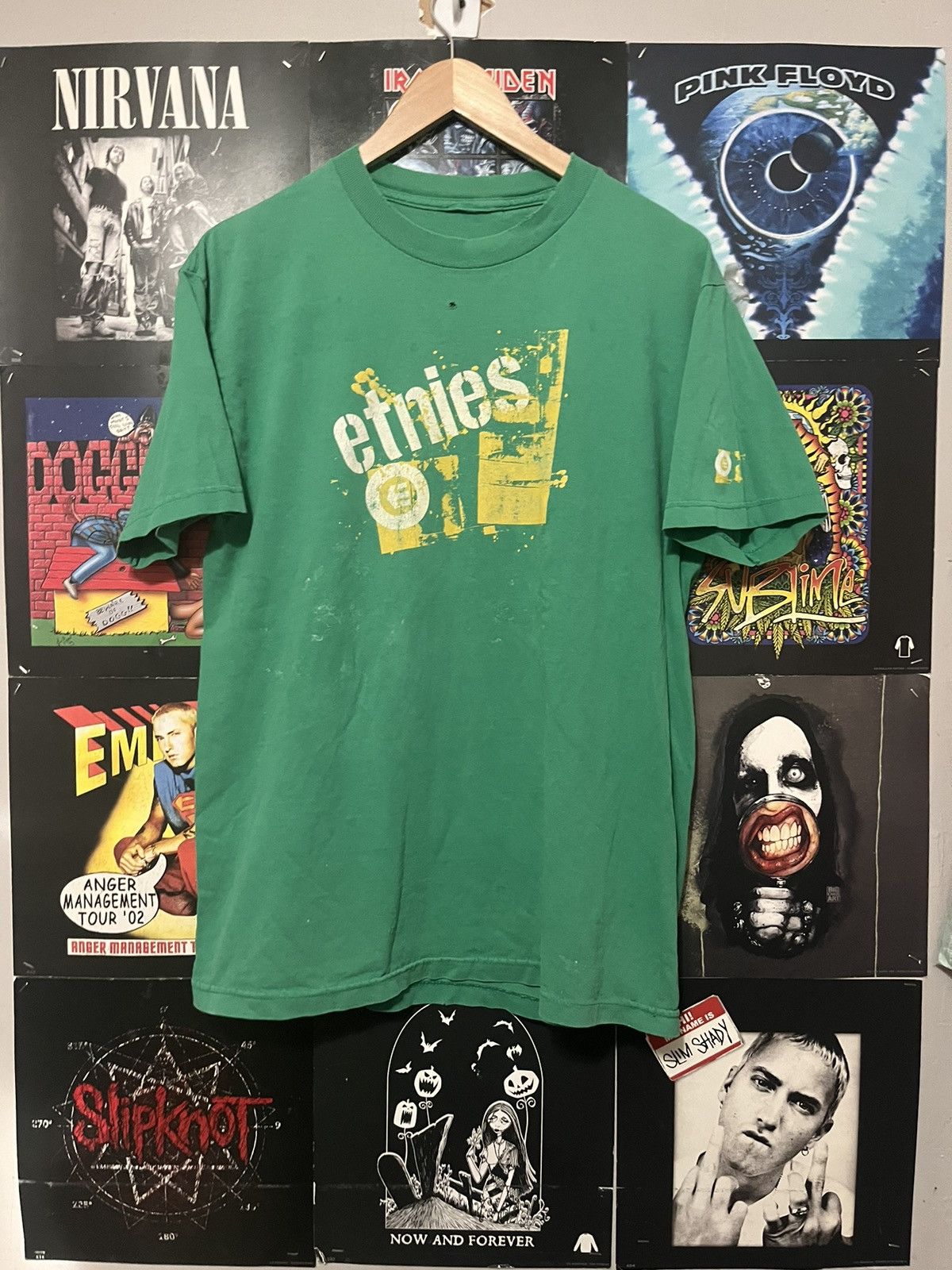 Vans X Vintage Vintage 90 S Thrashed Etnies Skateboard Tee Shirt Hoodie, Sweatshirt | FlexRushtees.com