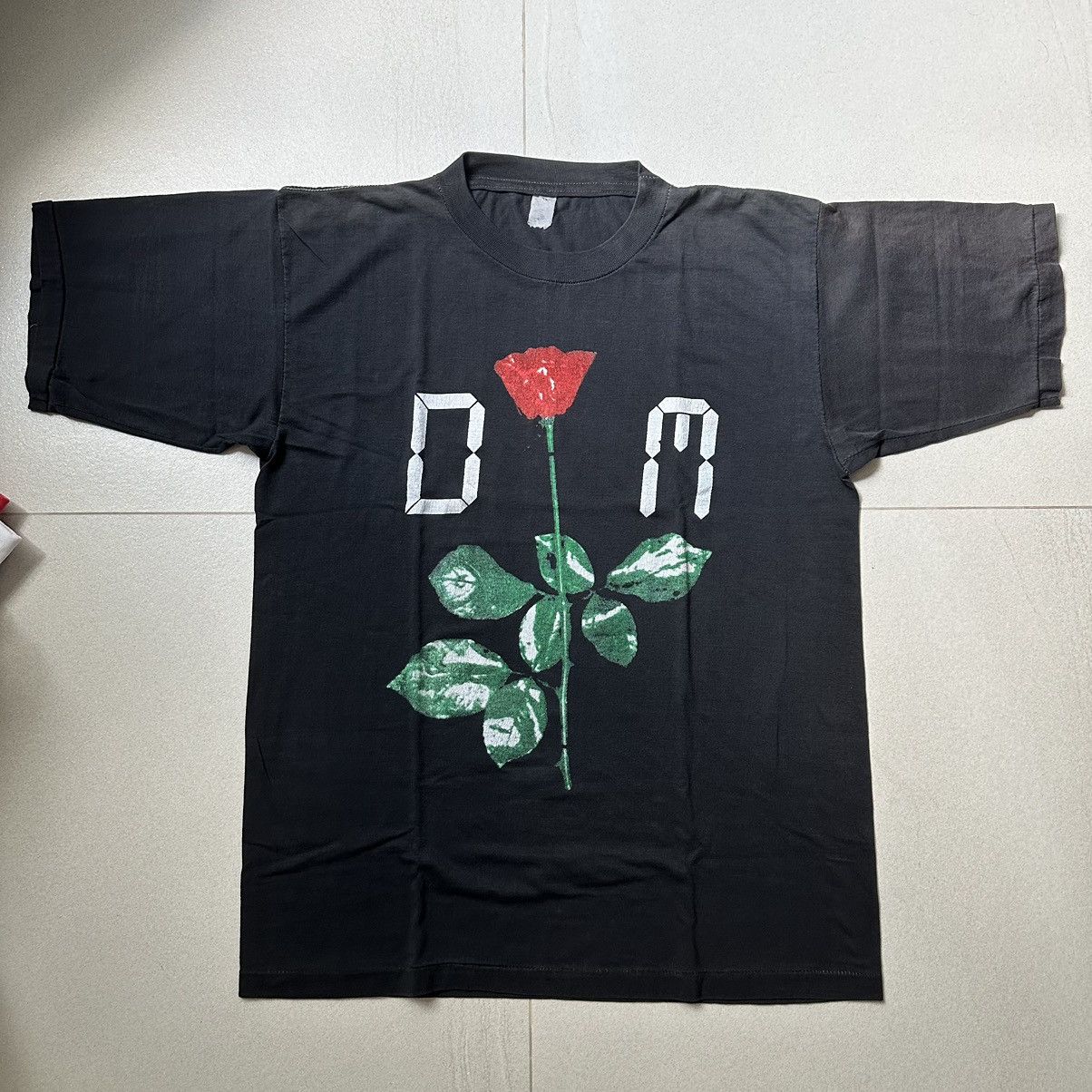 Vintage Depache Mode Bootleg Tour Tee Hoodie, Sweatshirt | FlexRushtees.com