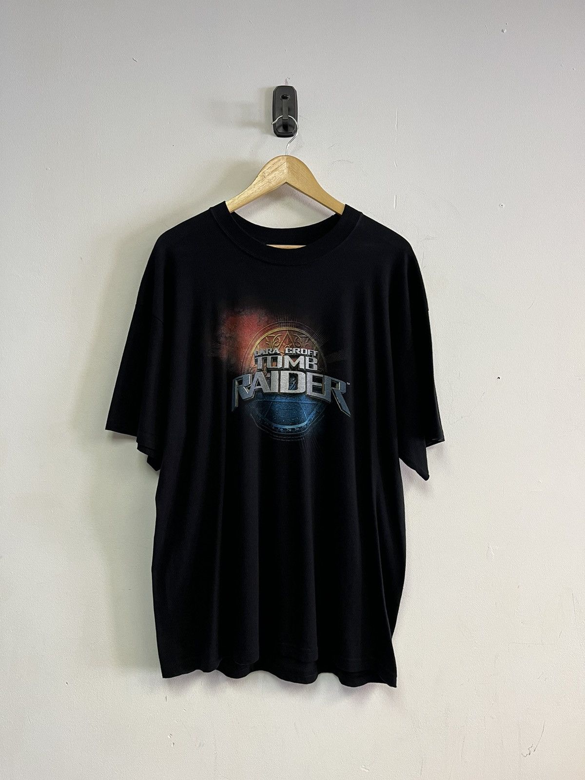 Vintage 2001 Lara Croft Tomb Raider Tee