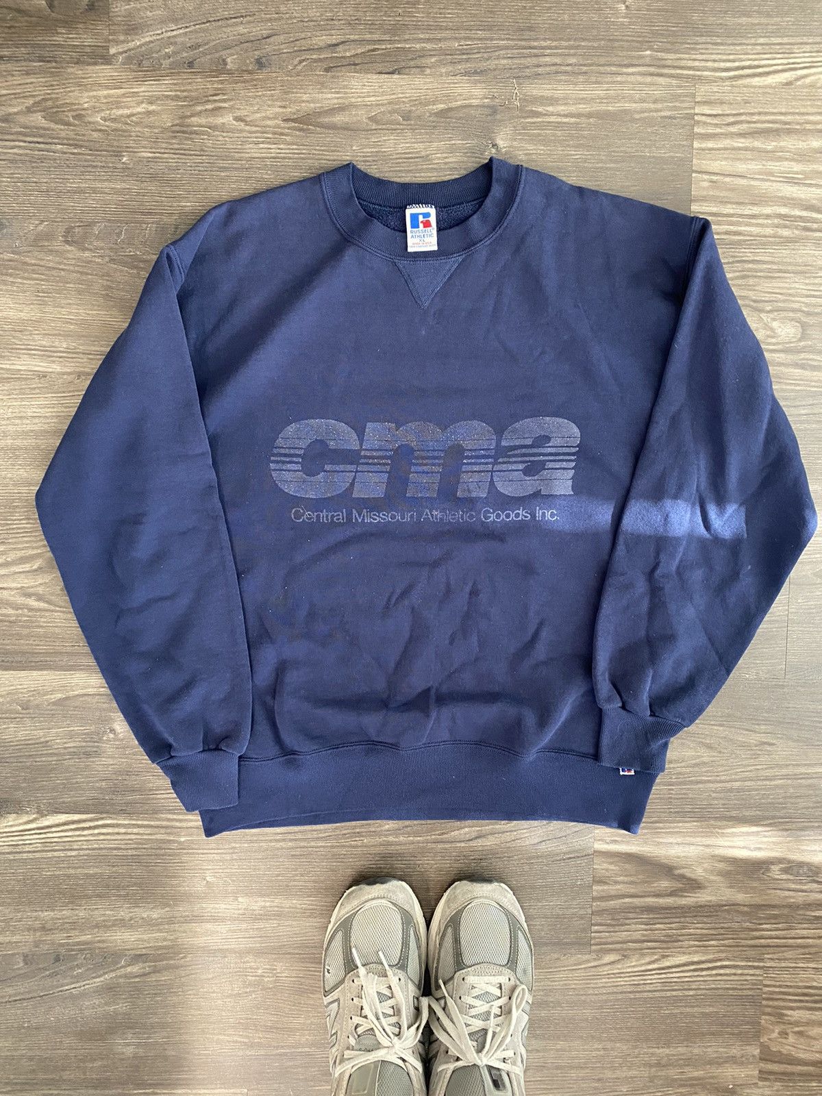 Vintage Russell Athletic Made In Usa Essential Sweatshirt