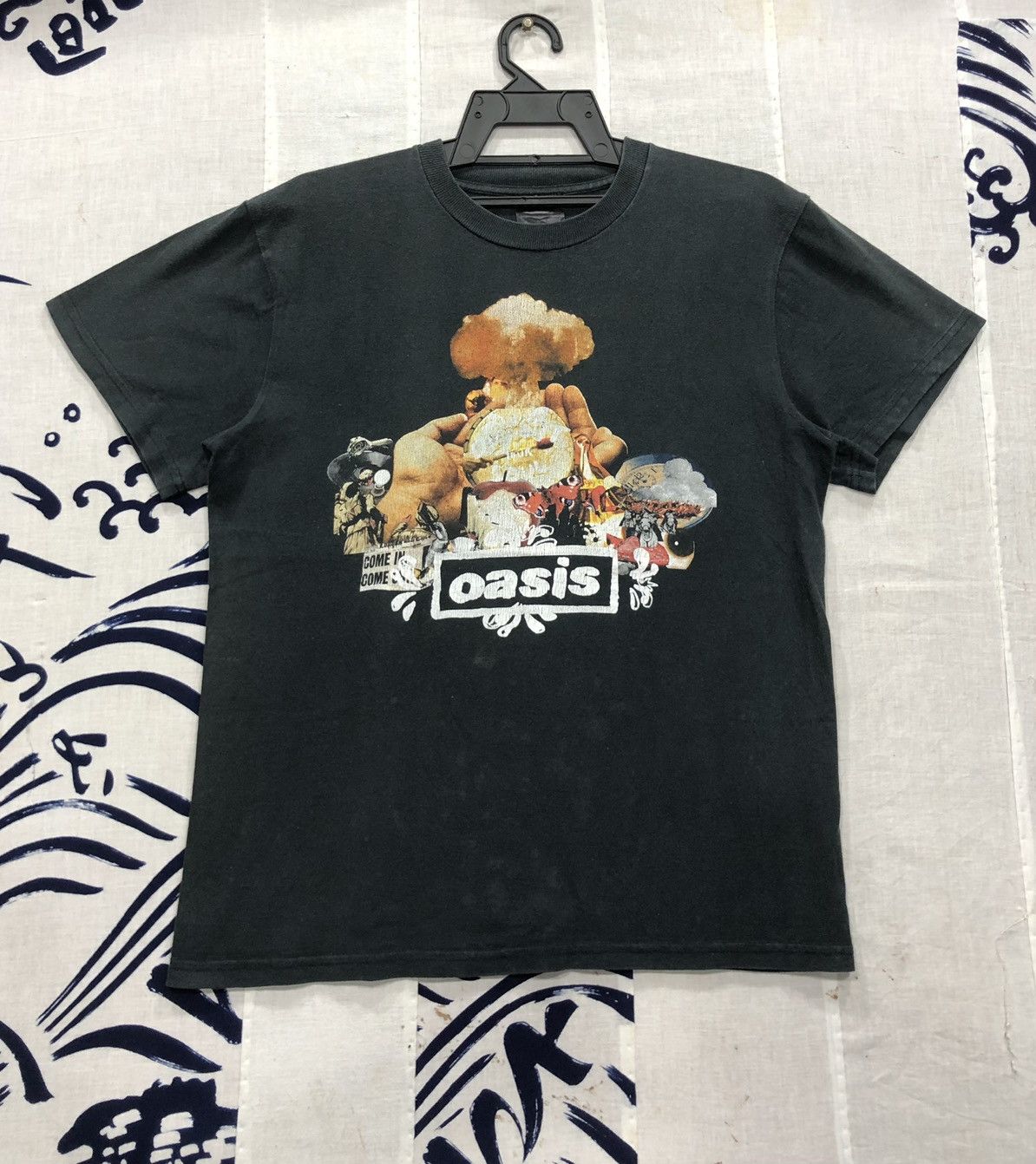 Tees Oasis Band Tees Rare Design Hoodie, Sweatshirt | FlexRushtees.com