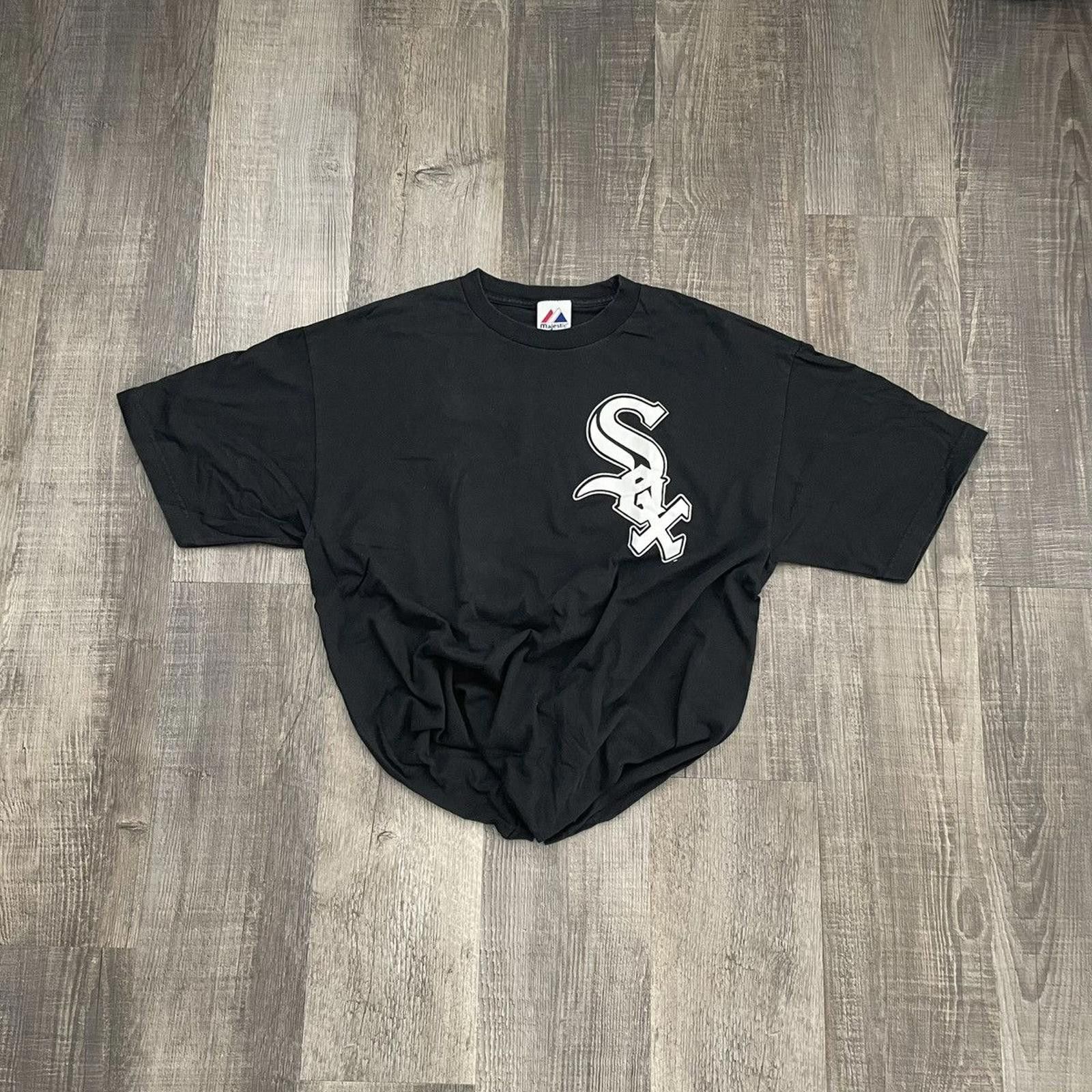 Majestic Vntg White Sox Tee Xl Hoodie, Sweatshirt | FlexRushtees.com