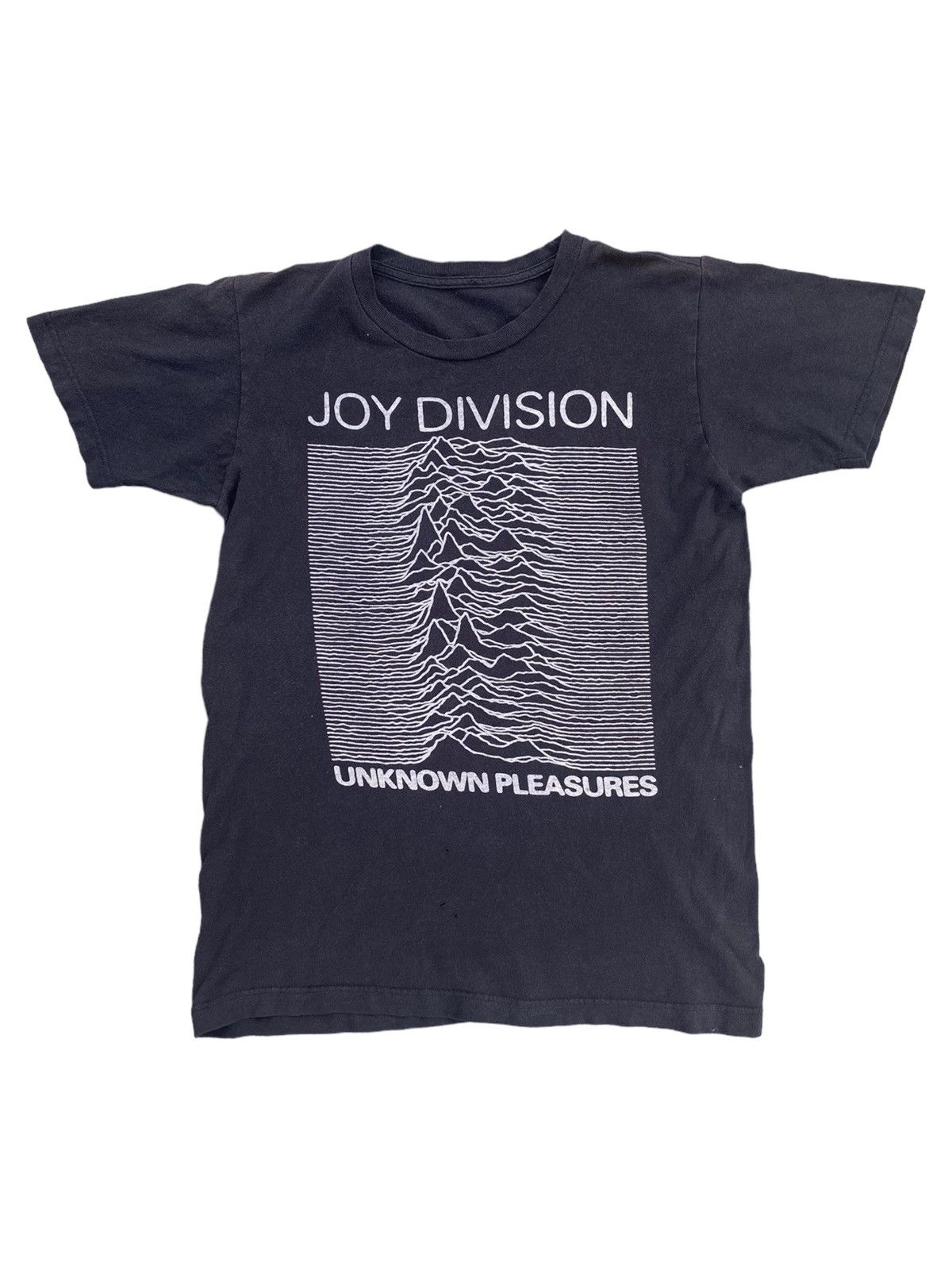 Joy Division X Vintage Vintage Joy Division Unknown Pleasure Shirt A8 Hoodie, Sweatshirt | FlexRushtees.com