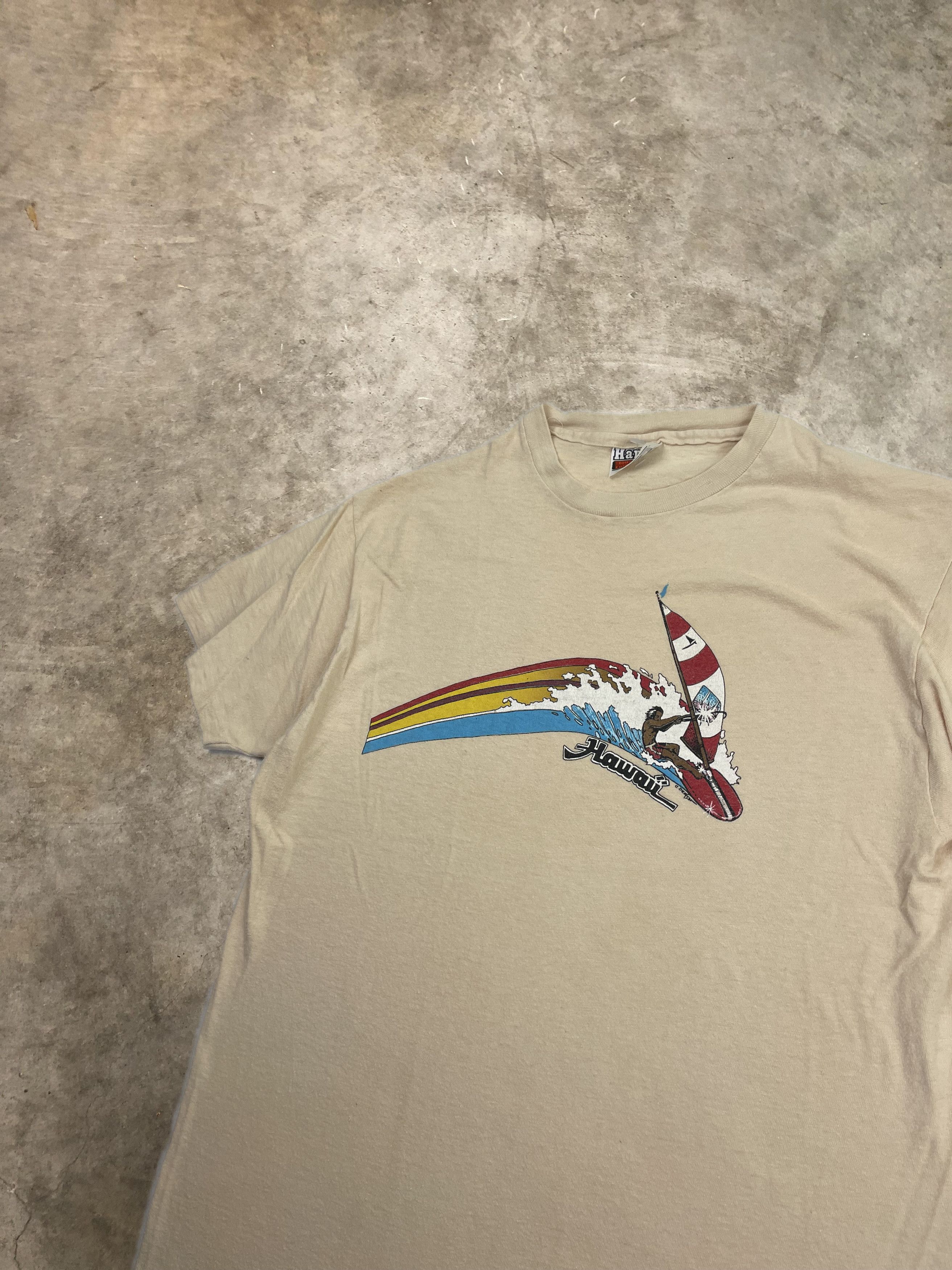 Vintage 70s 80s Hawaii T Shirt Graphic Tee Rainbow Logo Tan