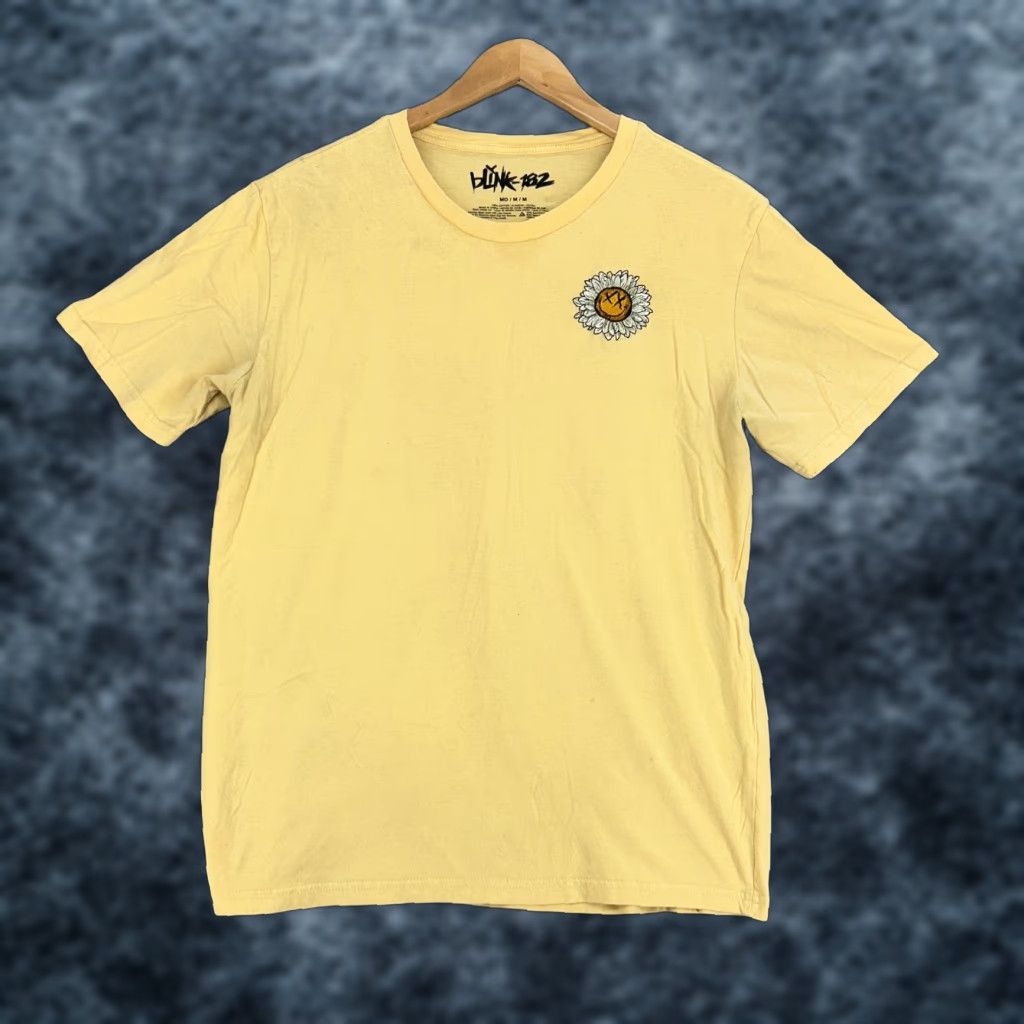 Sunflower Blink 182 T Shirt Mens M Short Sleeve Crew Neck Graphic Print Sunflower Smiley Band Tee Ye Hoodie, Sweatshirt