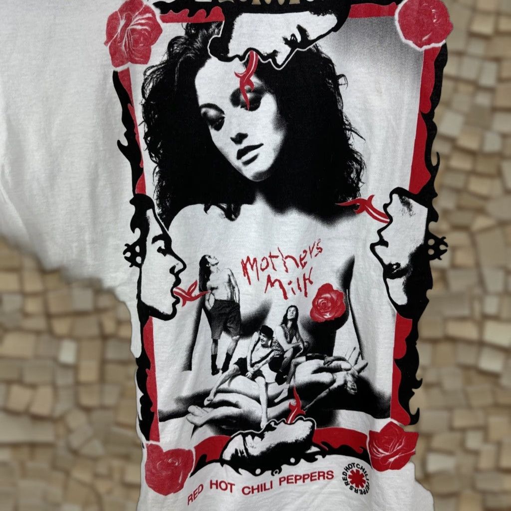 Vintage Red Hot Chili Peppers T Shirt Xl Graphic Print White Modern Reprint 80s Rock Mens Hoodie, Sweatshirt